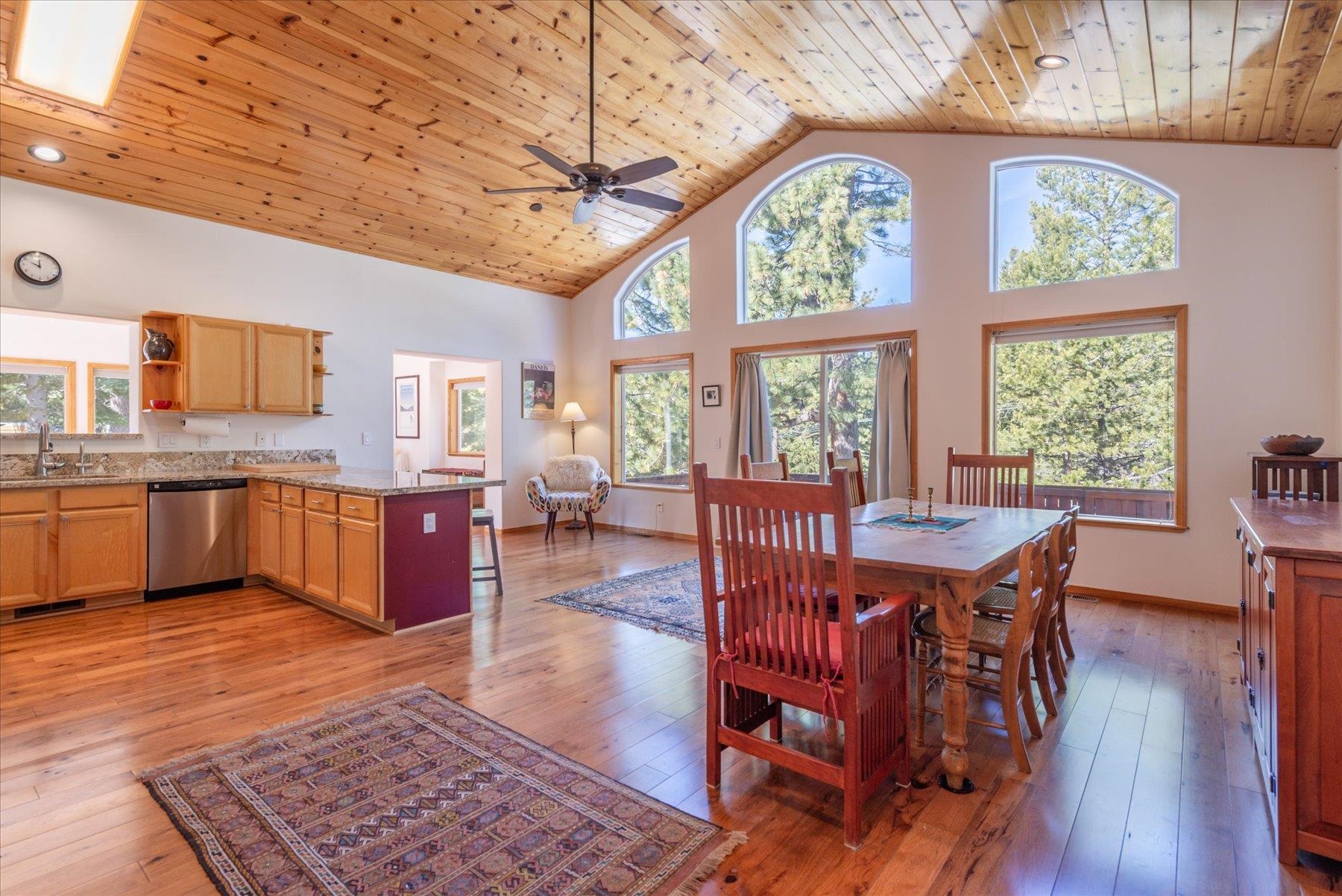15407 Wolfgang Road