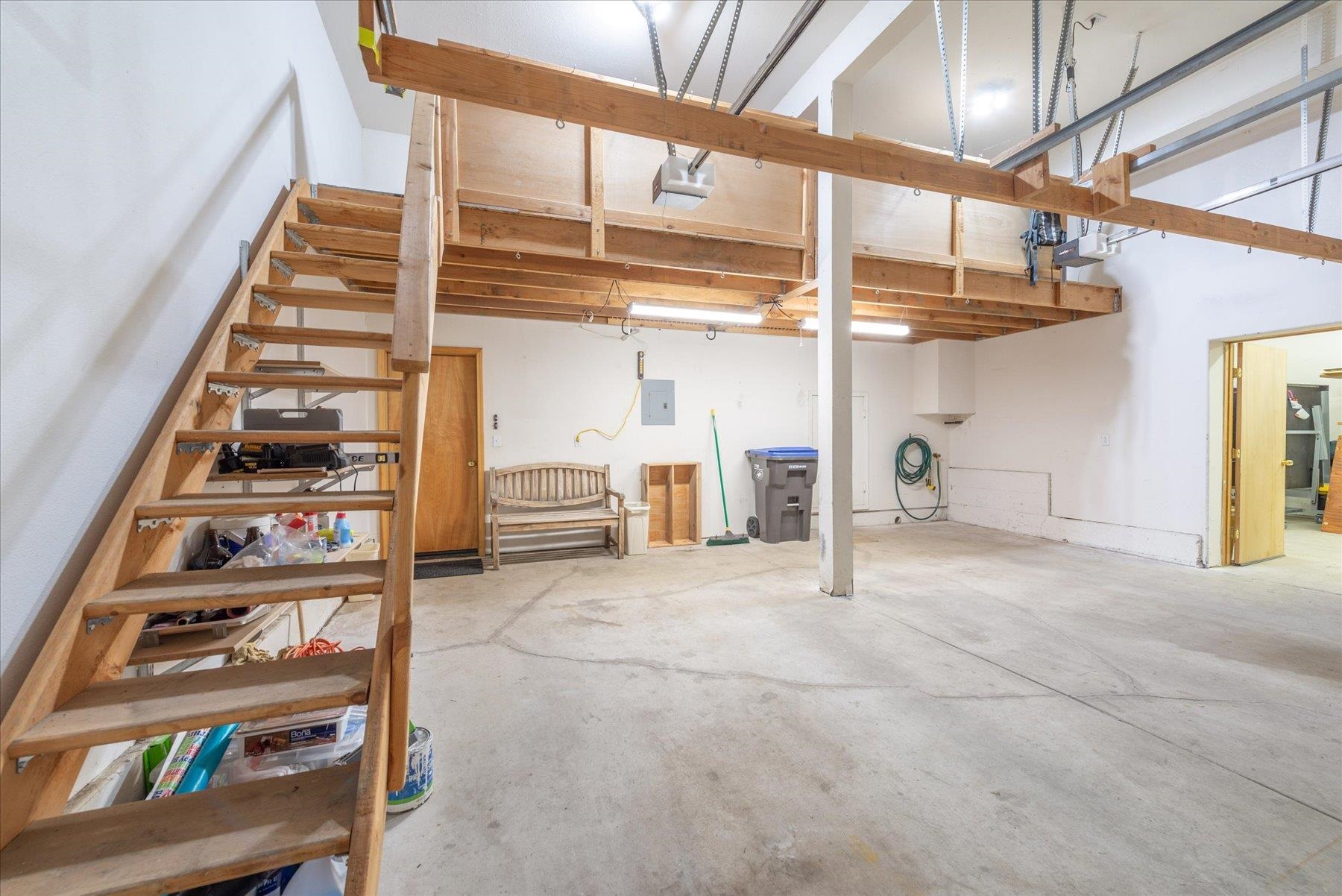 15407 Wolfgang Road