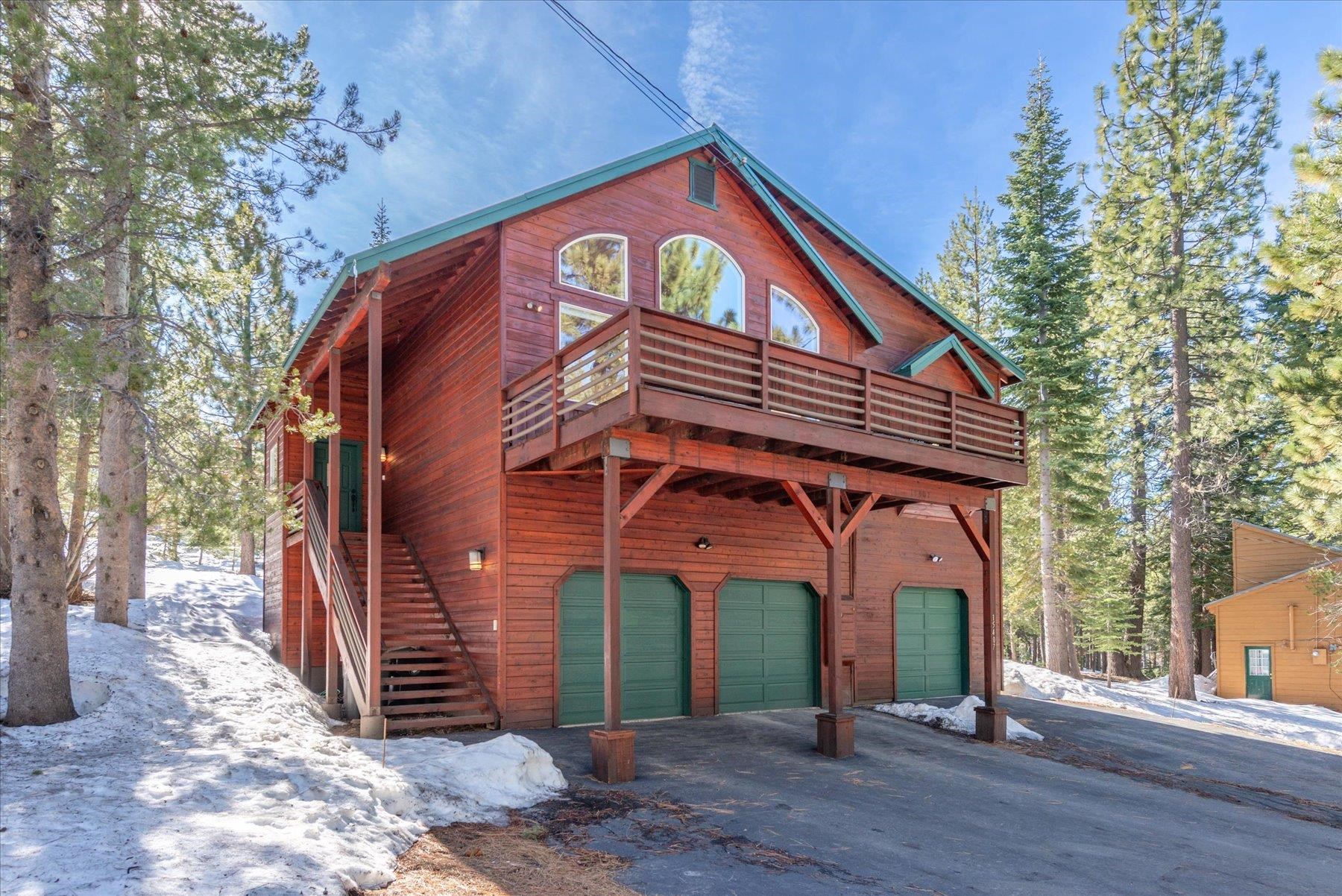 15407 Wolfgang Road