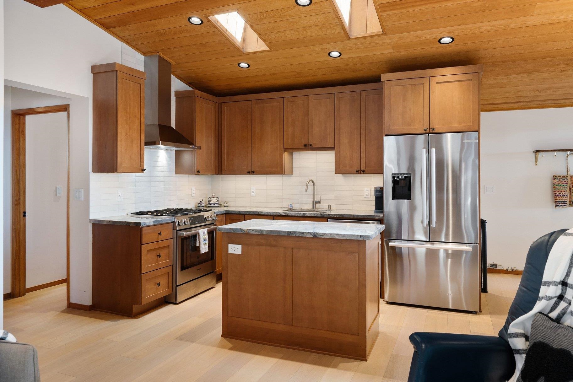 14075 Herringbone Way