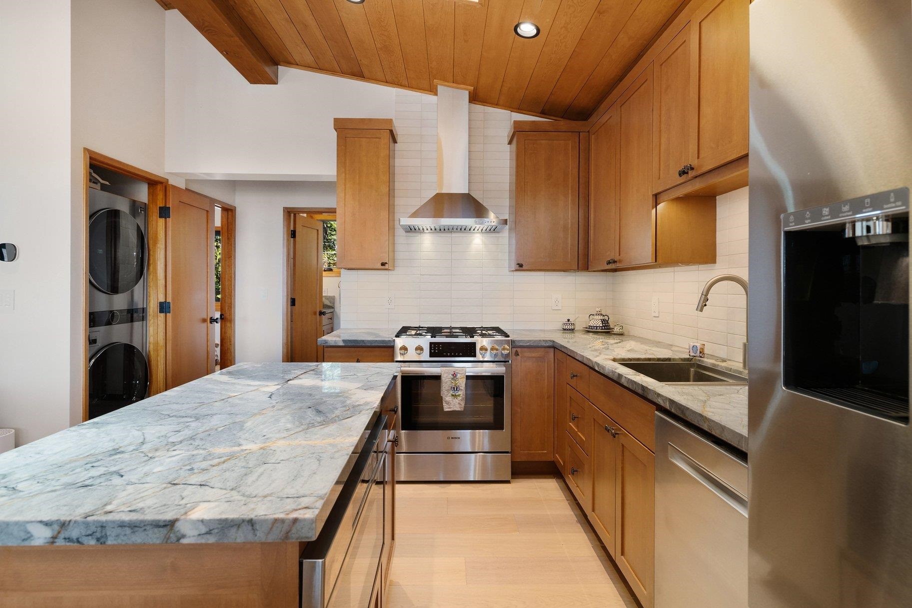 14075 Herringbone Way