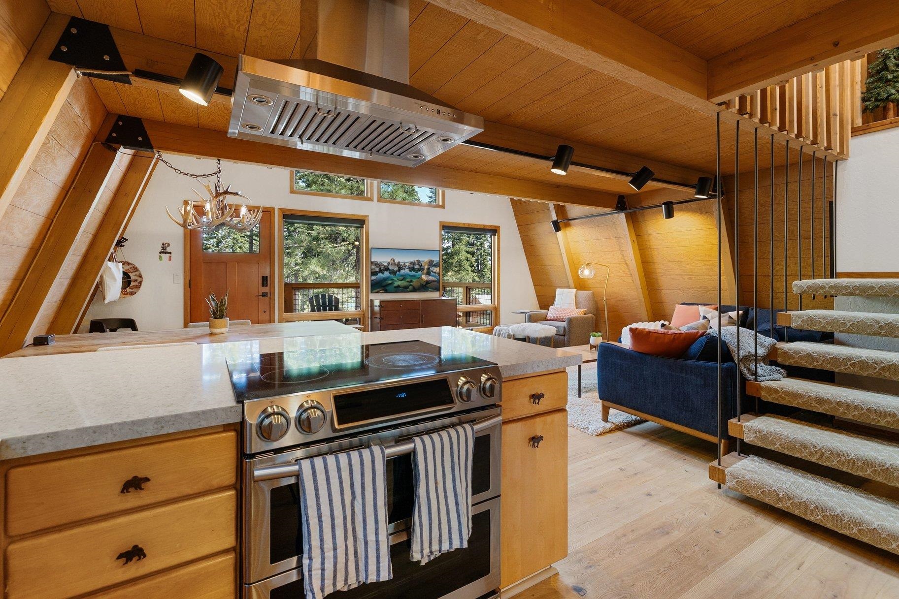 14075 Herringbone Way