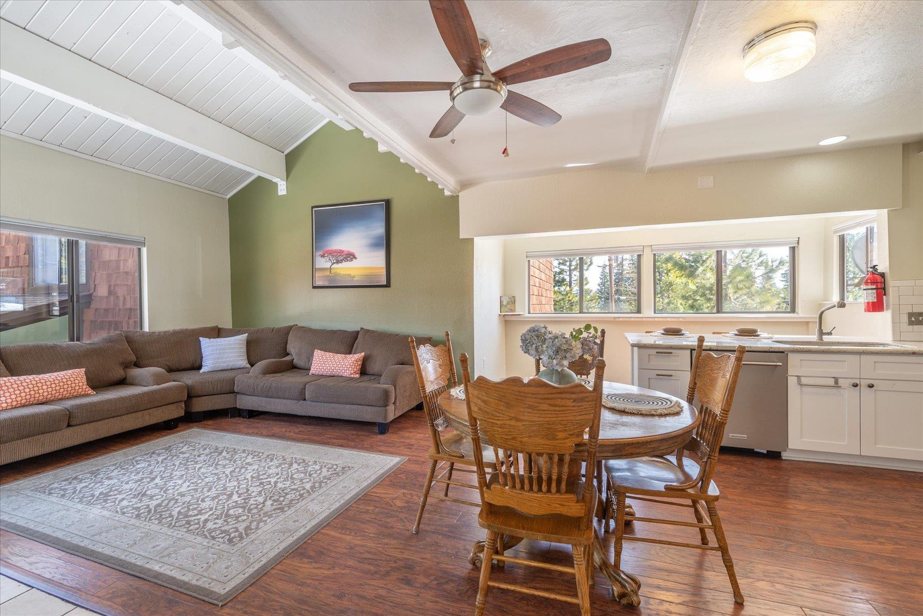 11661 Snowpeak Way # 520 Unit: #520
