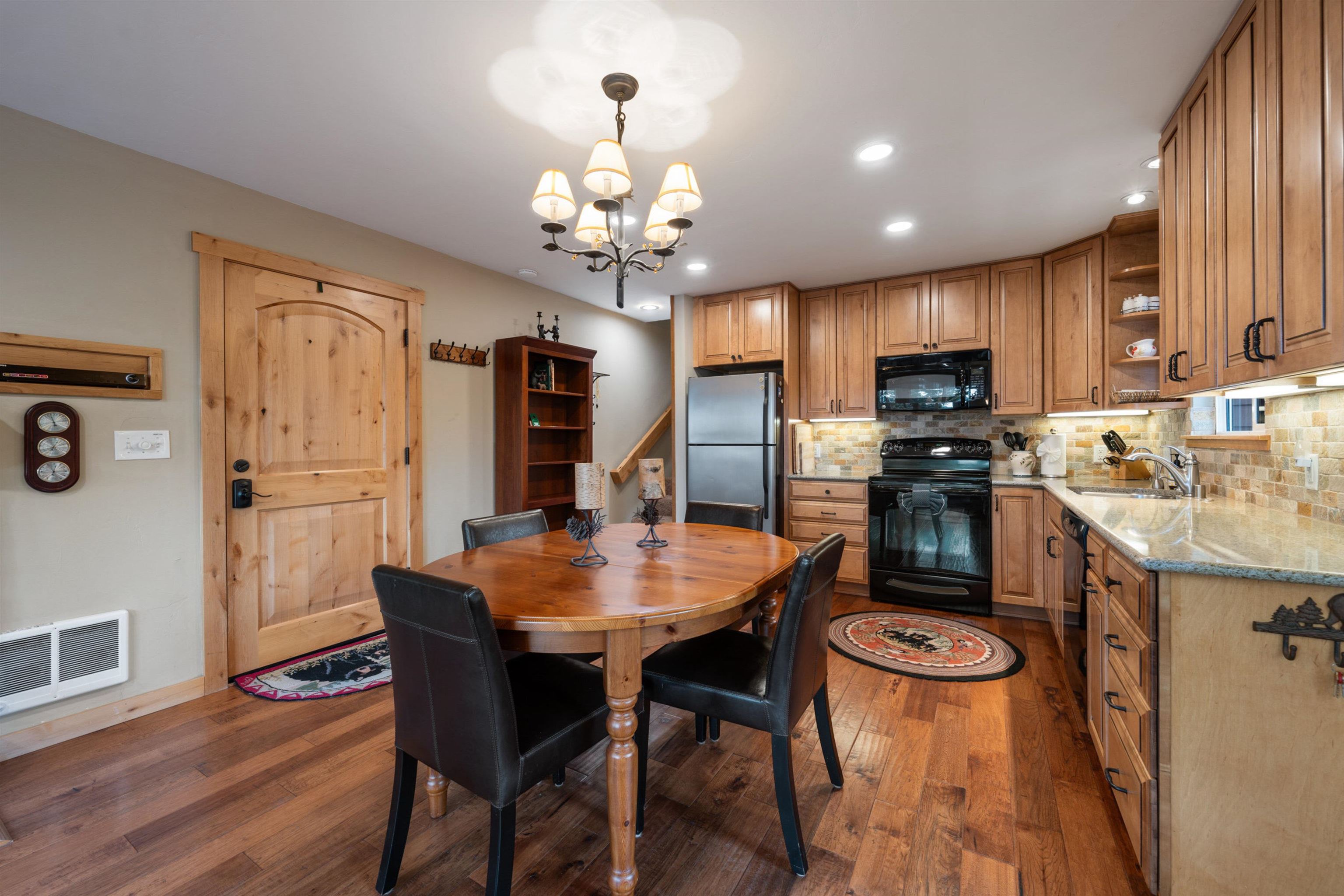 11711 Snowpeak Way # 555 Unit: #555