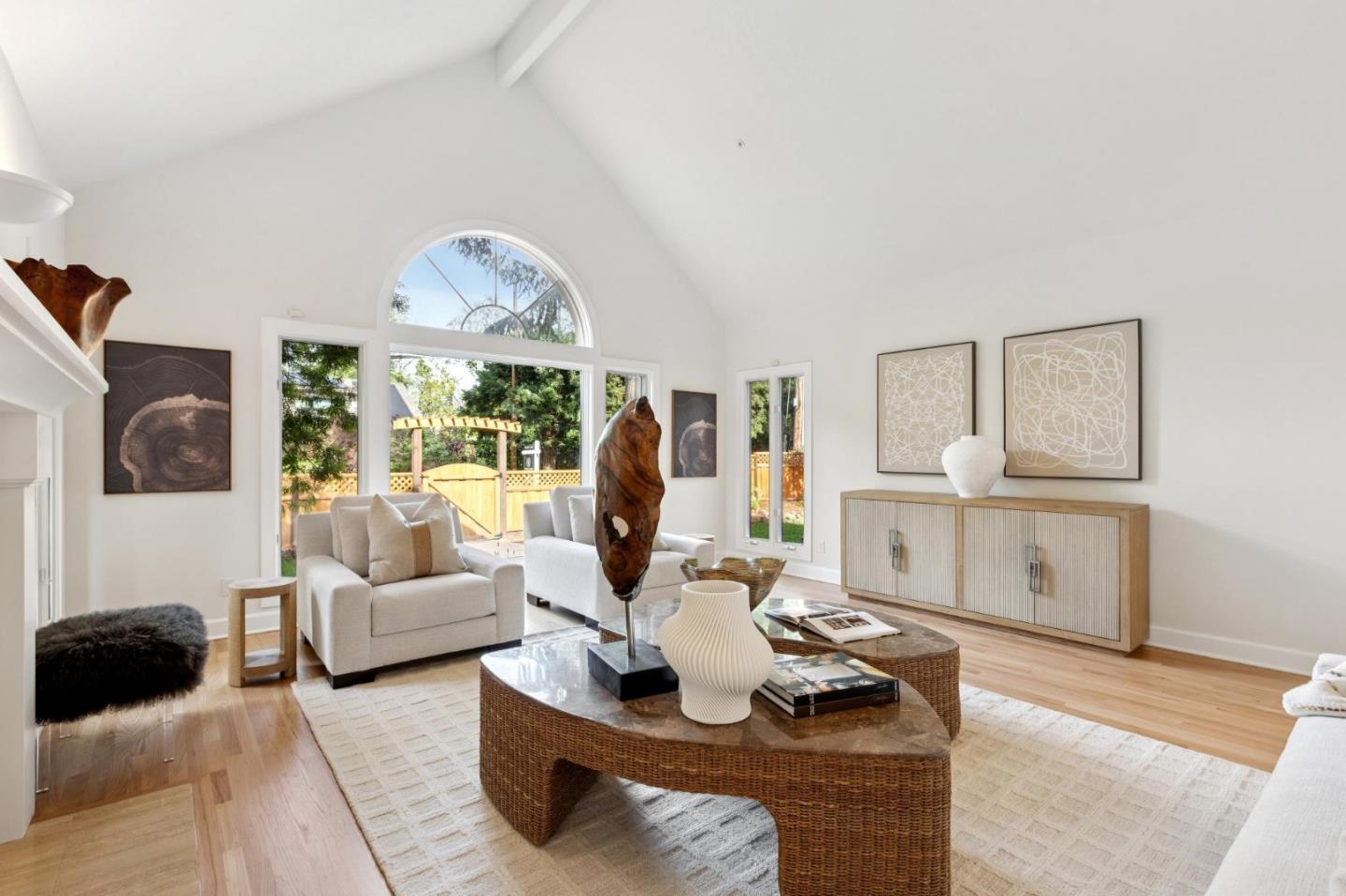 250 Selby Lane