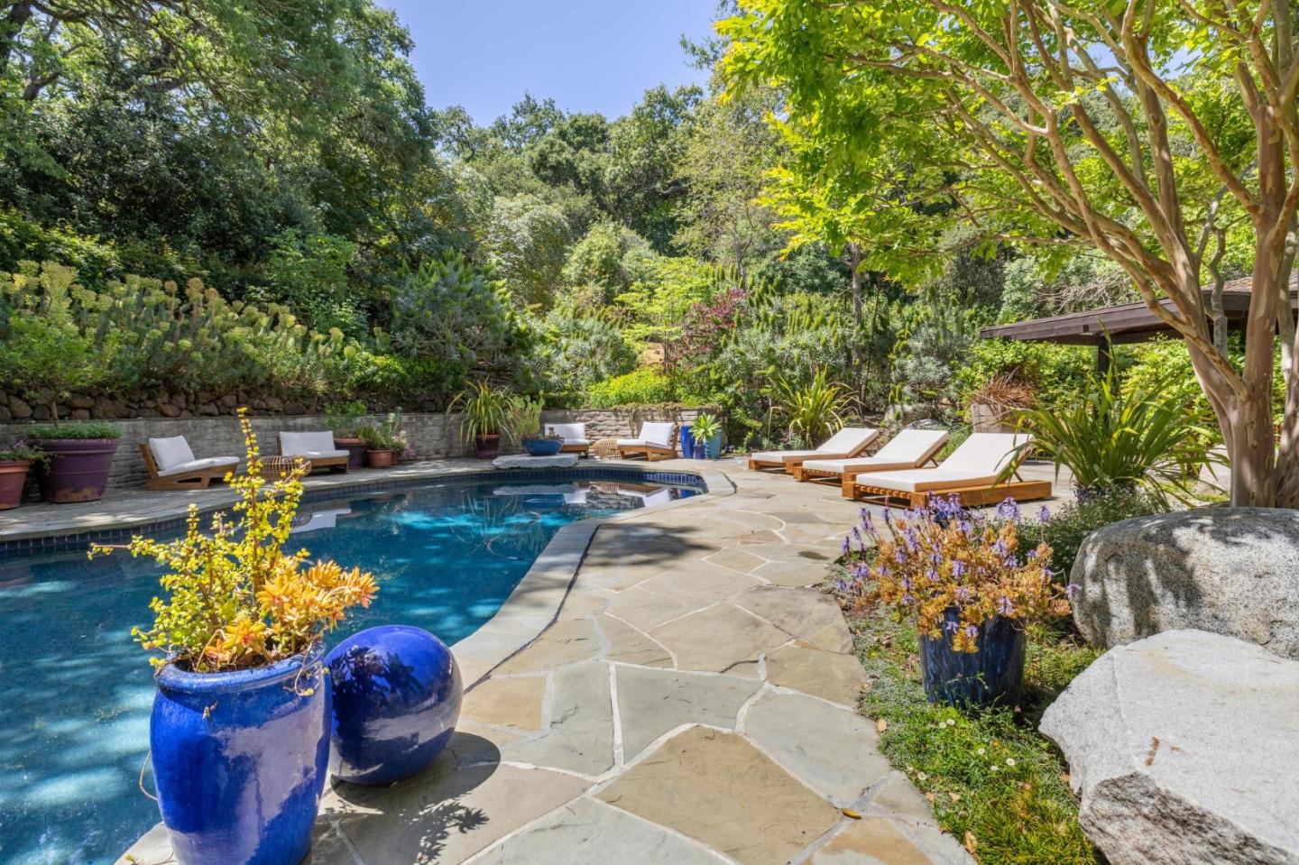138 Bolivar Lane