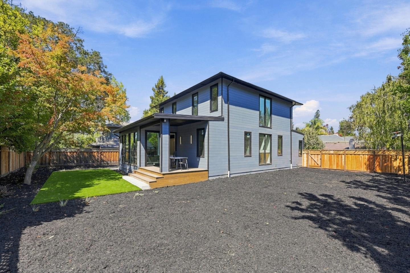 1101 May Brown AVE