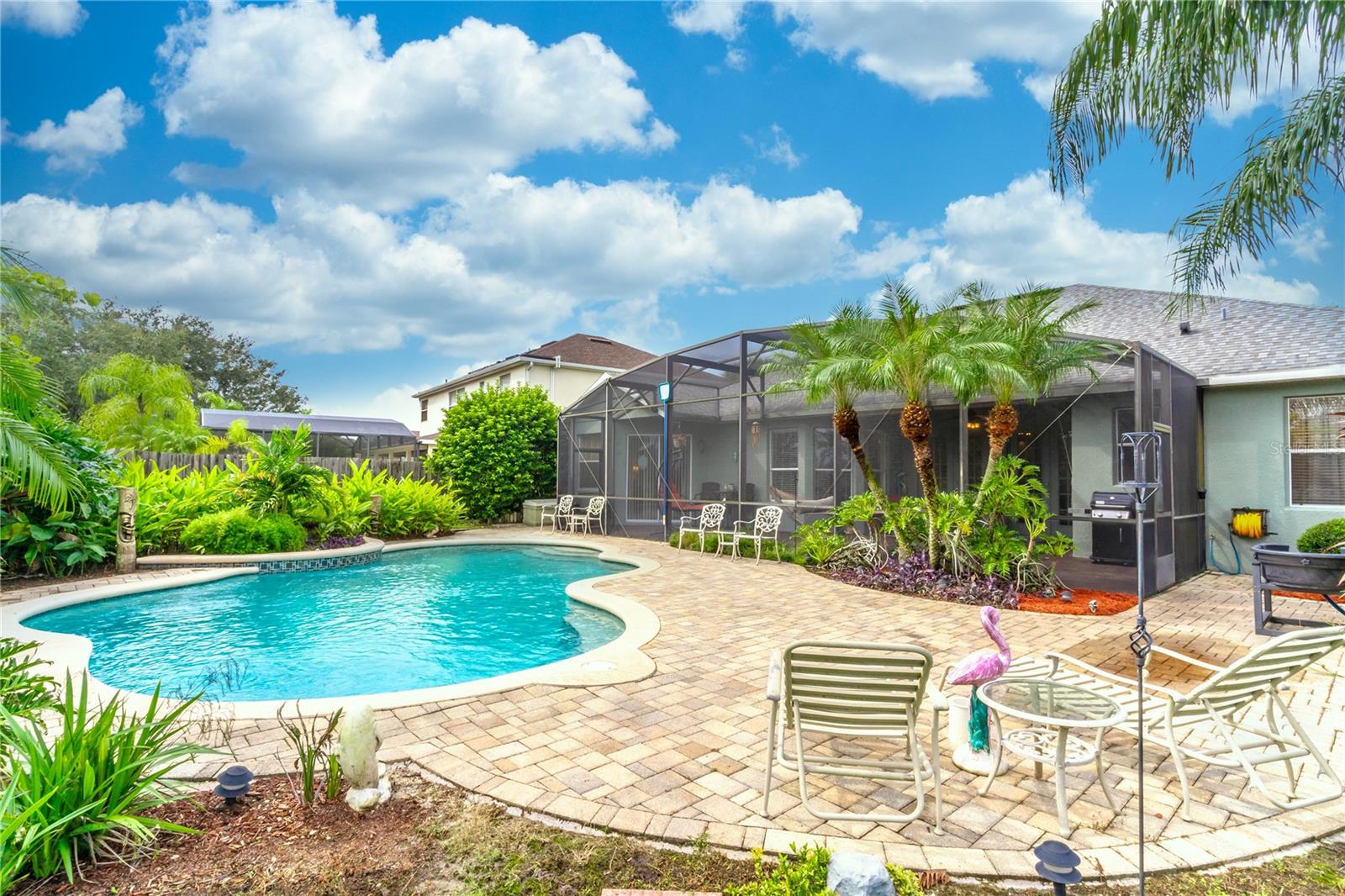 2098 CASCADES COVE DR