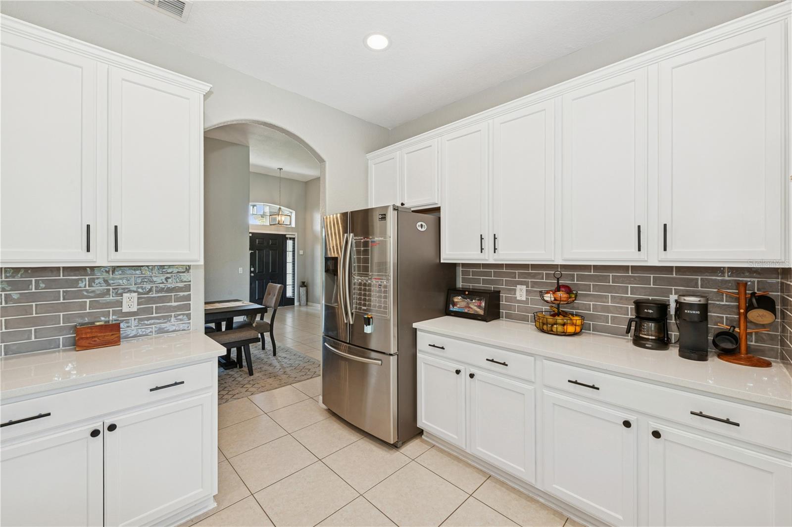 341 LAKE AMBERLEIGH DR