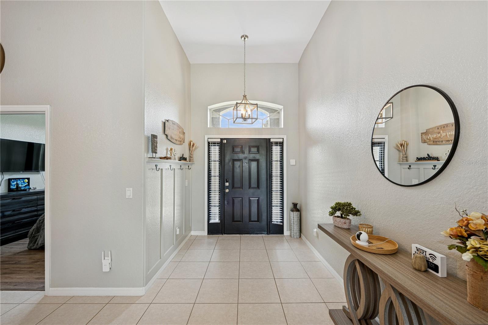 341 LAKE AMBERLEIGH DR