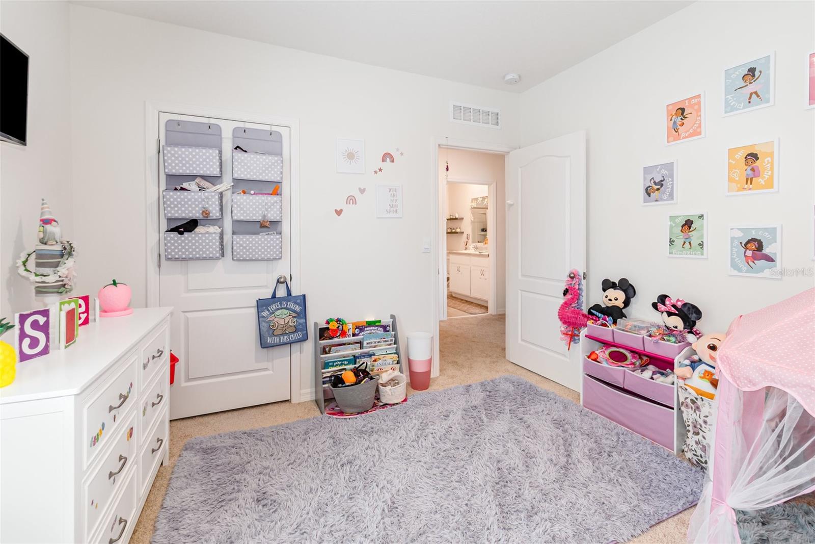325 PELHAM PARK DR