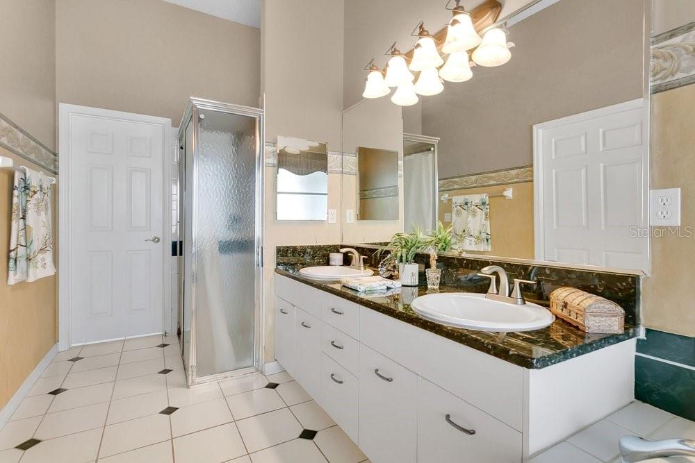 19409 MARDI GRAS ST