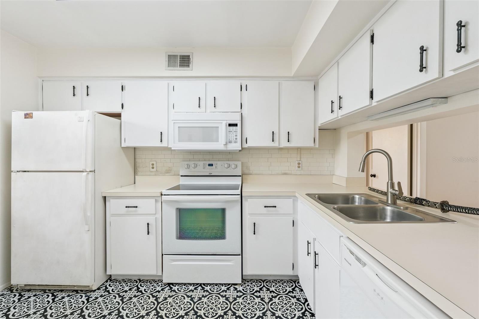 3467 FLOSSMOOR AVE #101