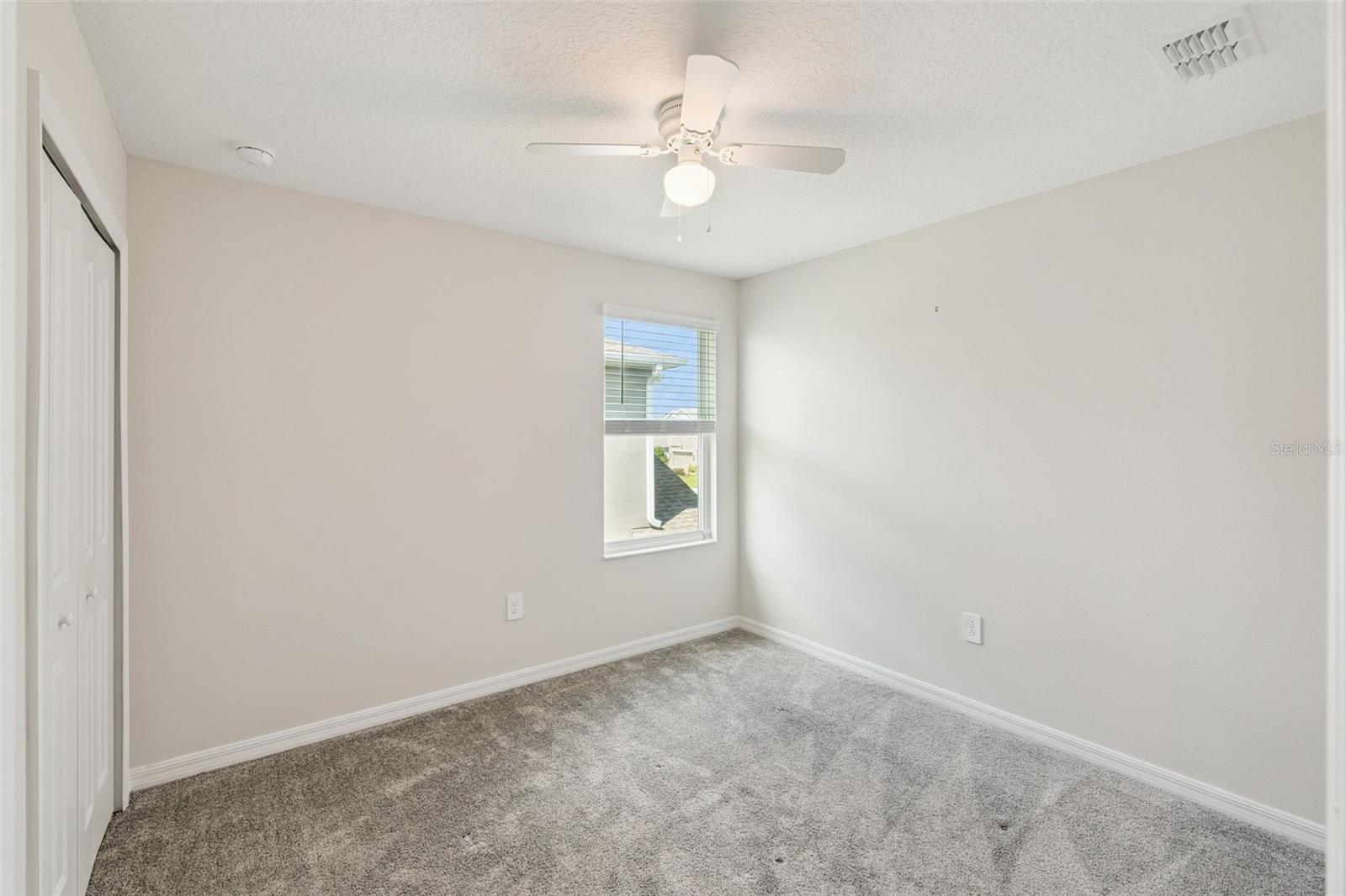 2932 MULLER OAK LOOP