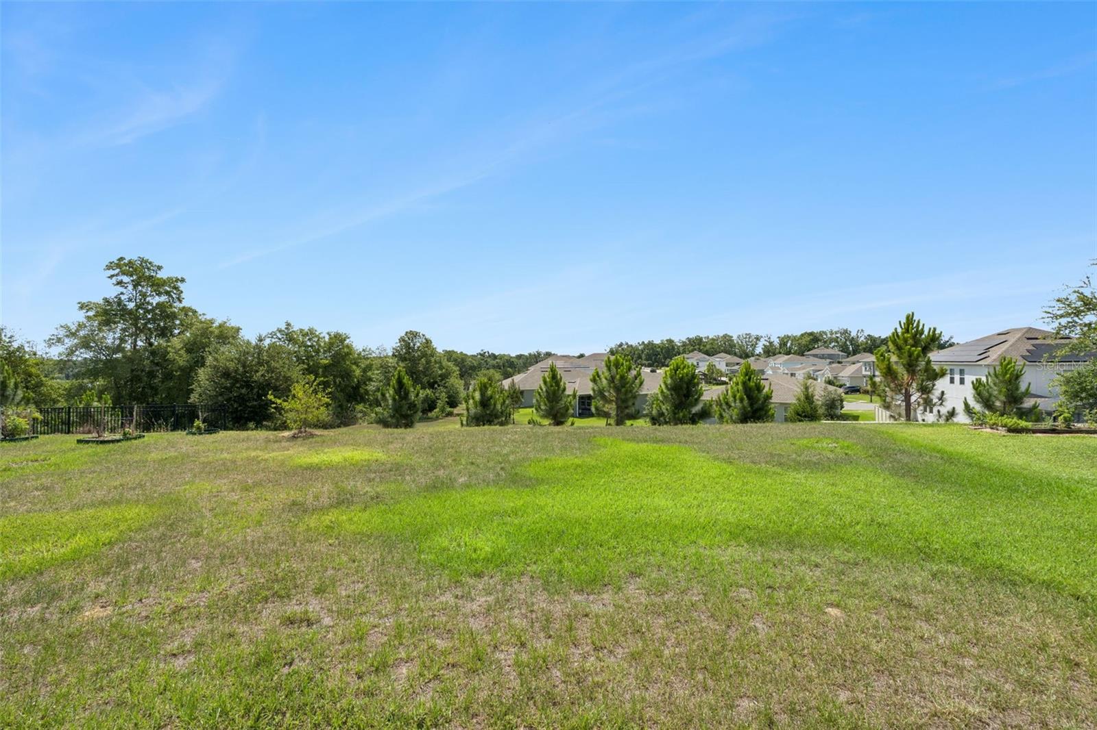 2932 MULLER OAK LOOP