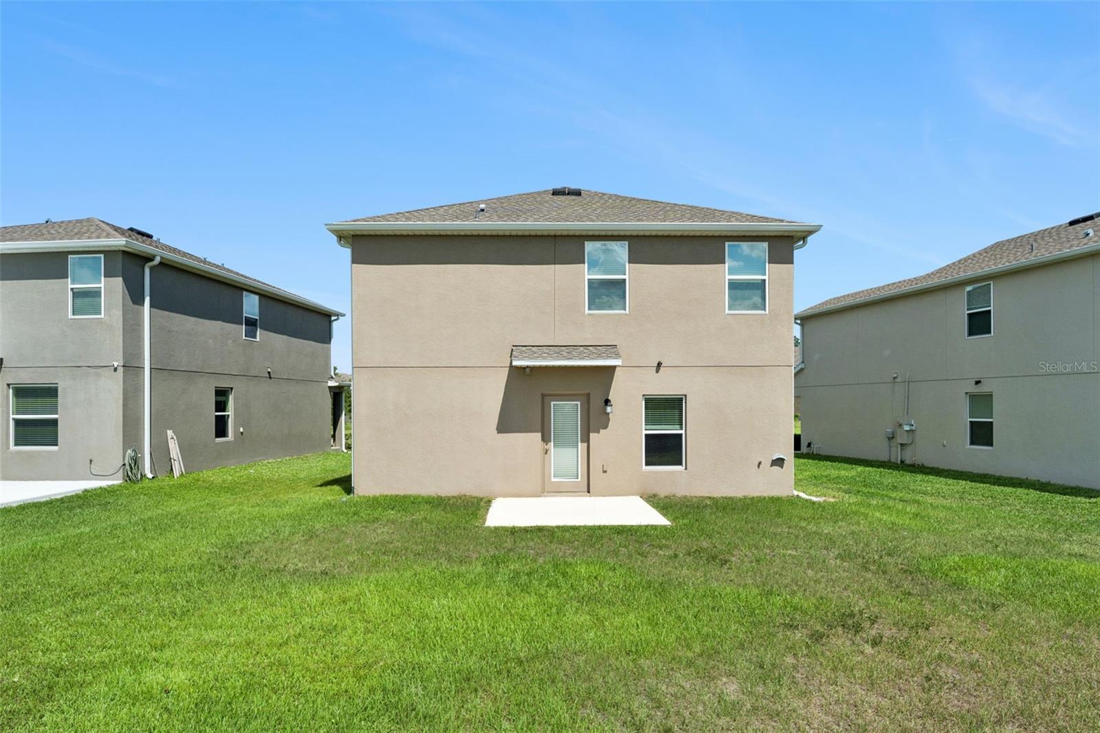 2932 MULLER OAK LOOP