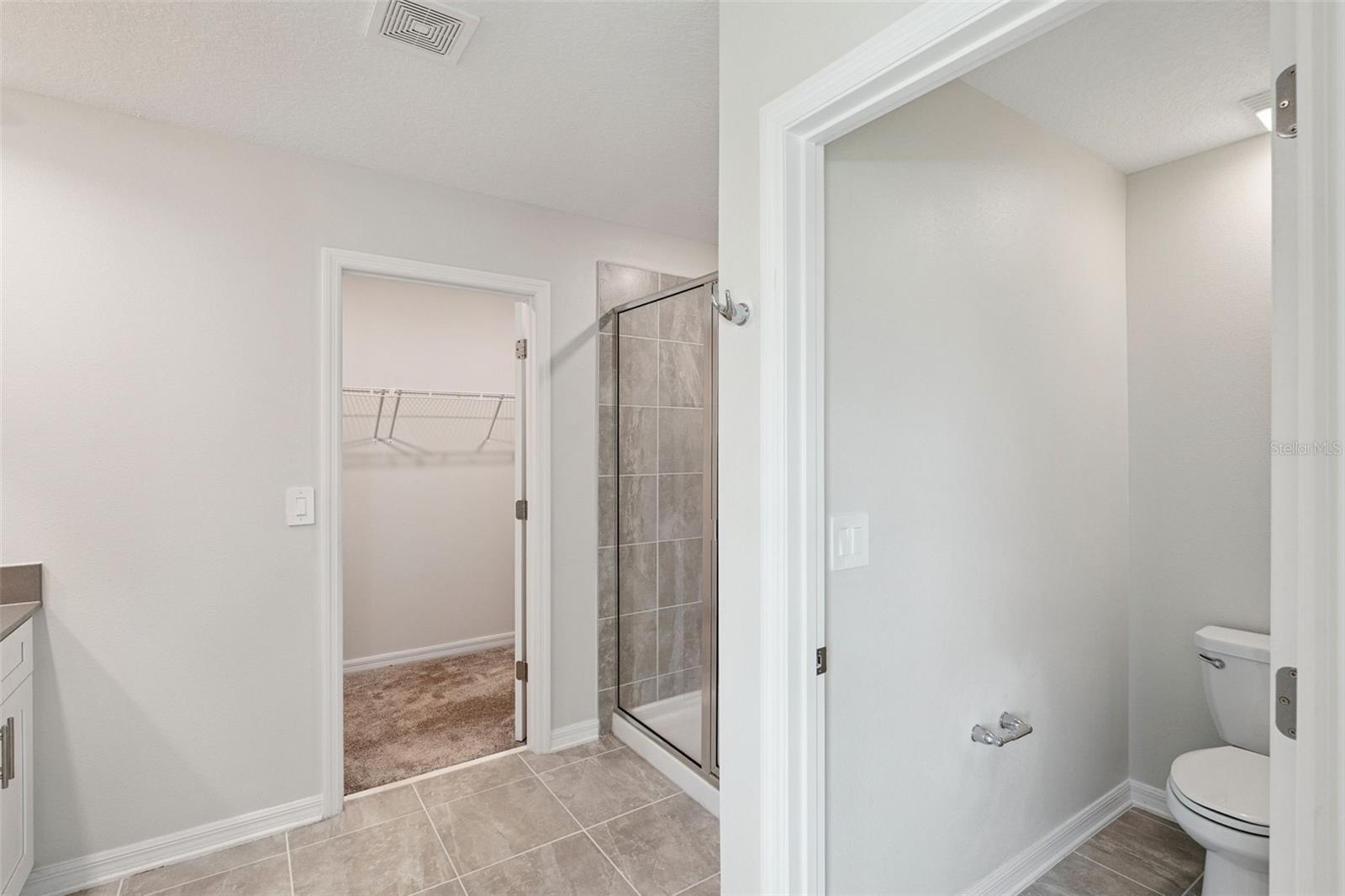 2932 MULLER OAK LOOP
