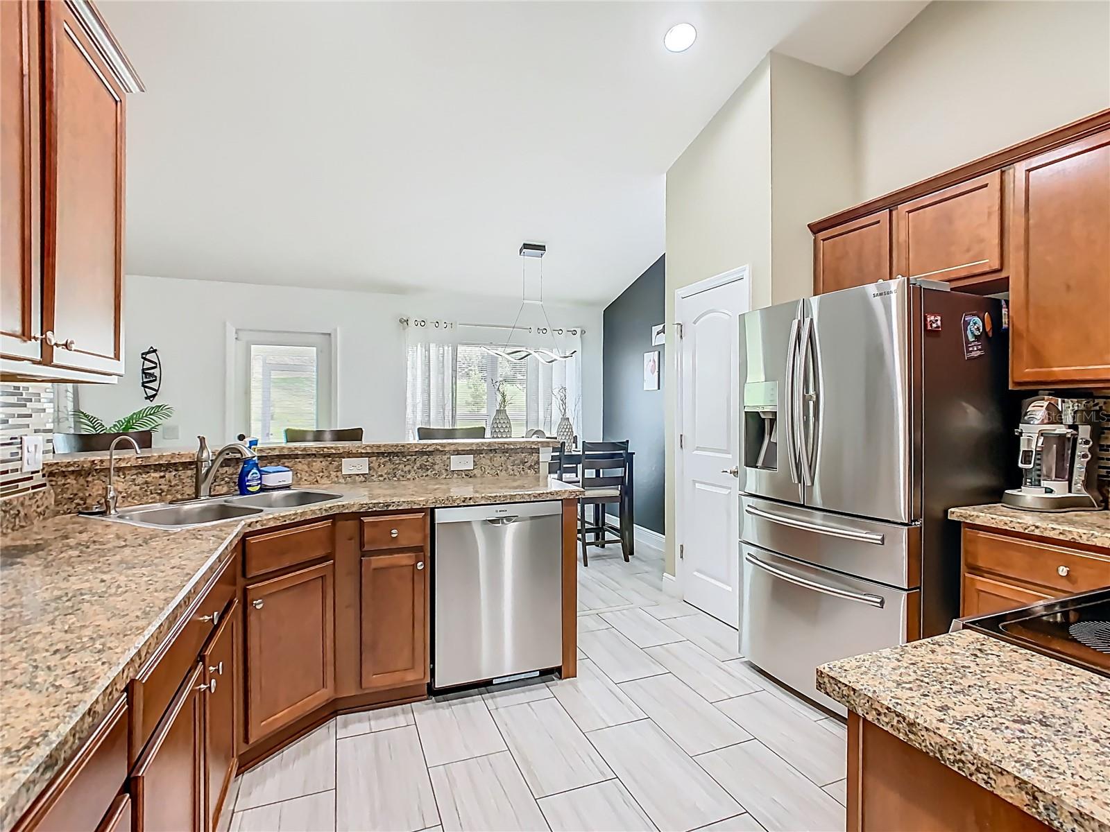 1803 N BLUE SKY BLVD