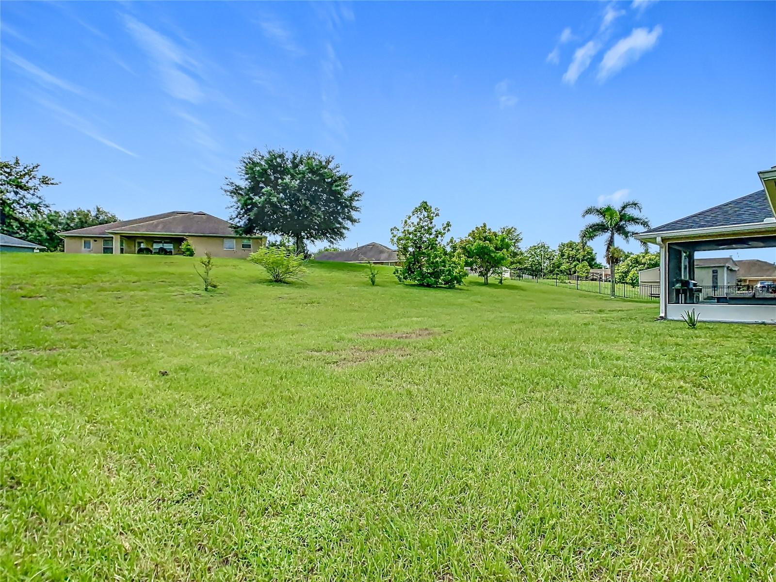 1803 N BLUE SKY BLVD