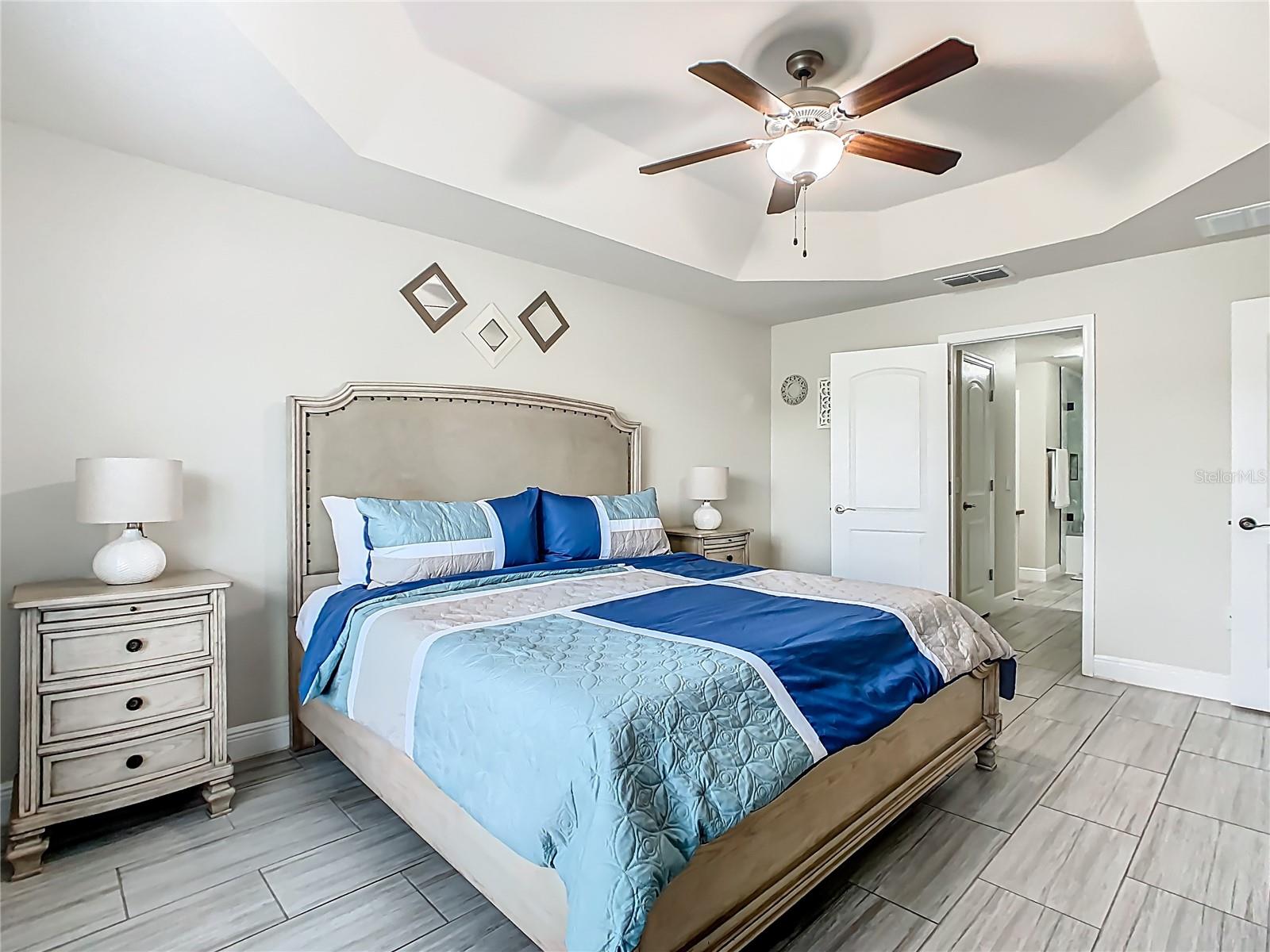 1803 N BLUE SKY BLVD