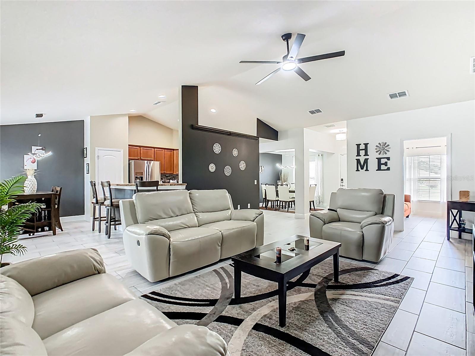 1803 N BLUE SKY BLVD