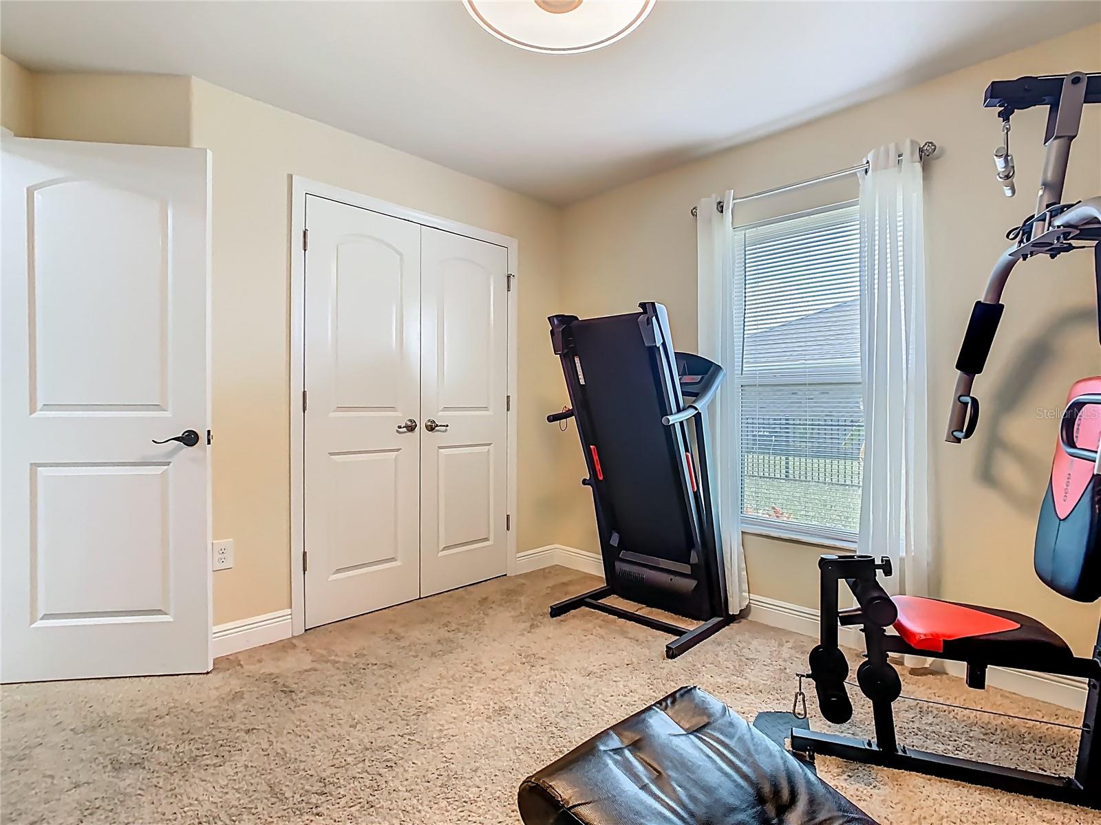 1803 N BLUE SKY BLVD