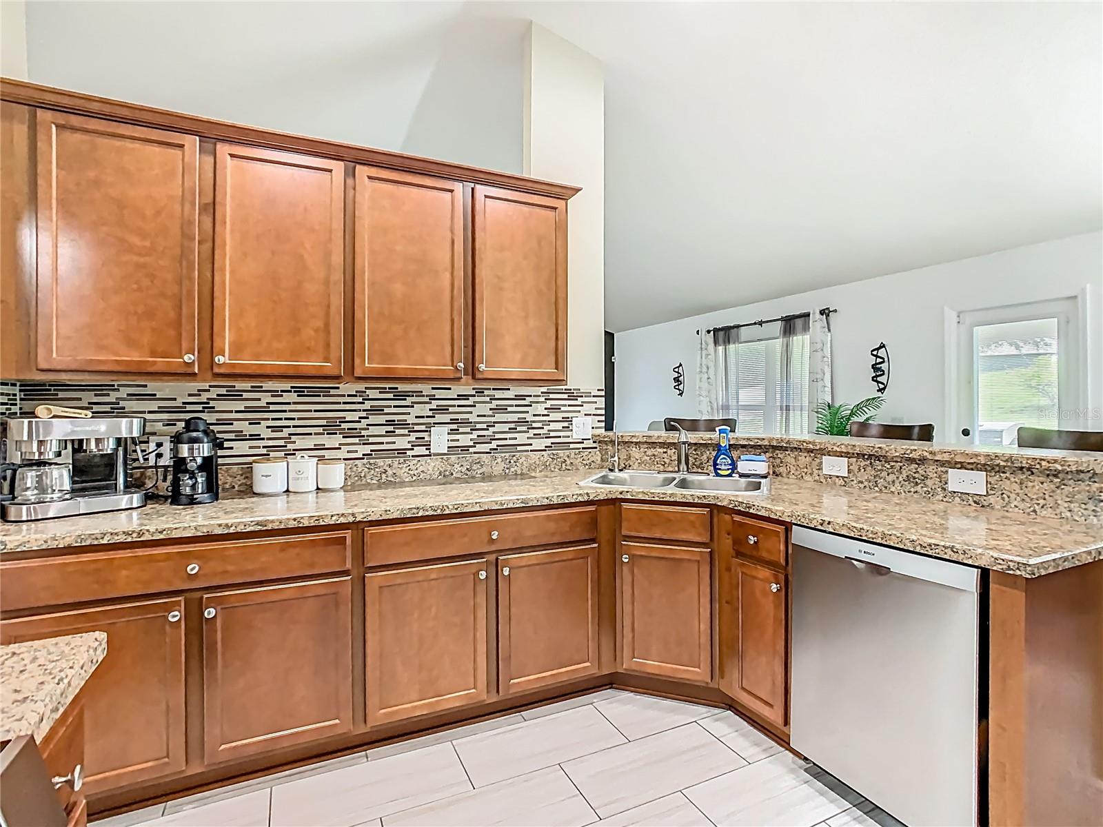 1803 N BLUE SKY BLVD