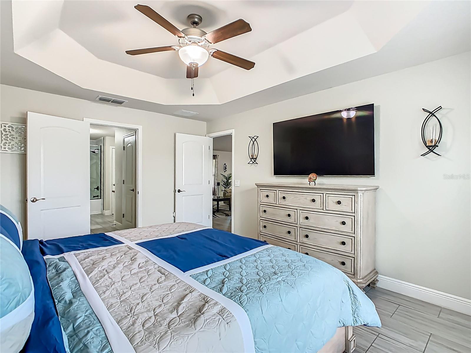 1803 N BLUE SKY BLVD