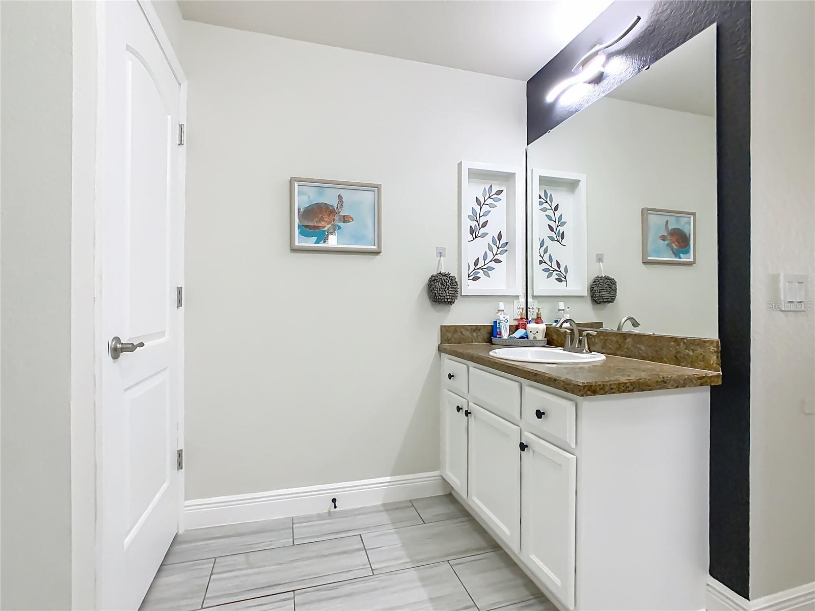 1803 N BLUE SKY BLVD