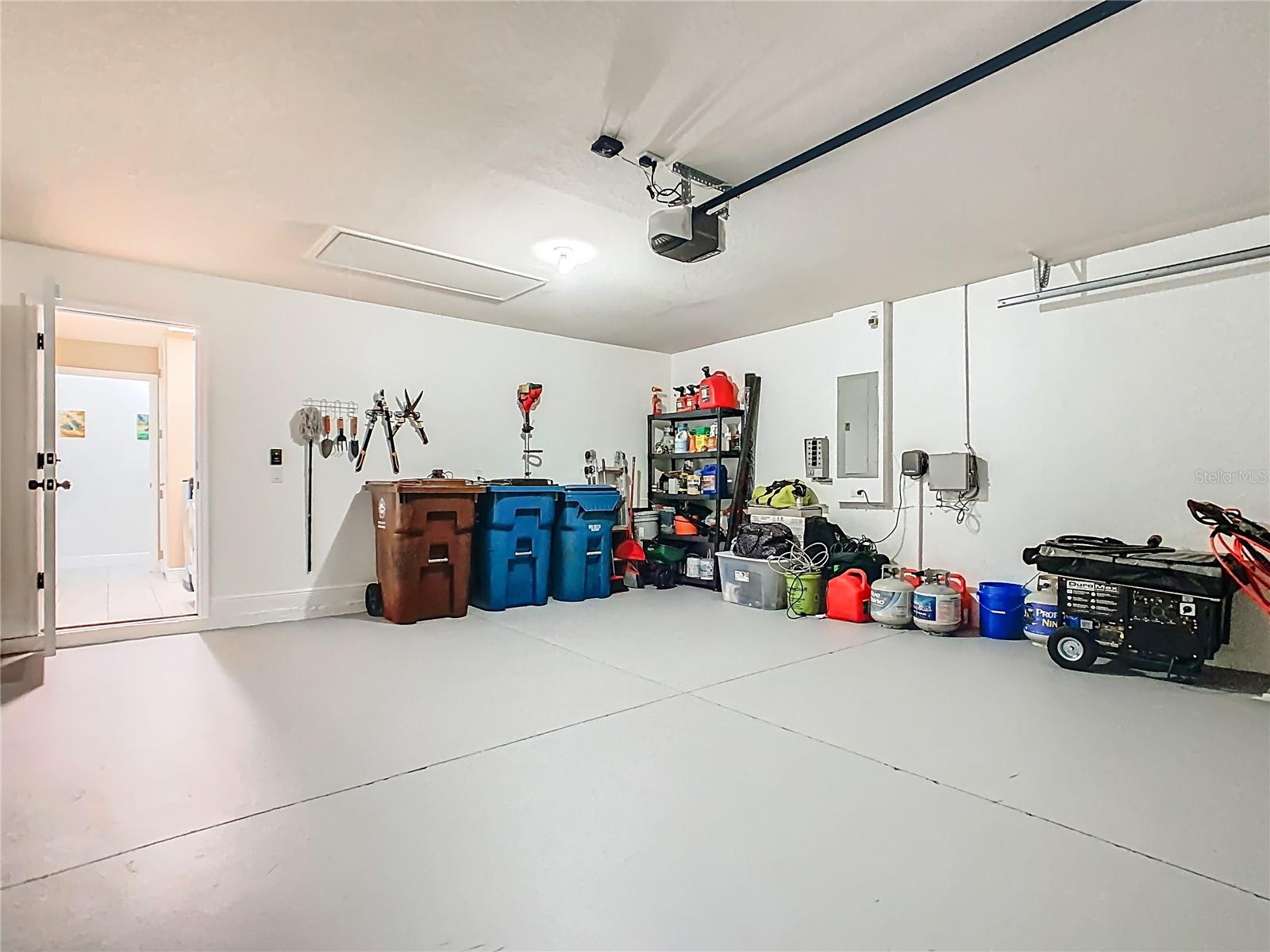 1803 N BLUE SKY BLVD