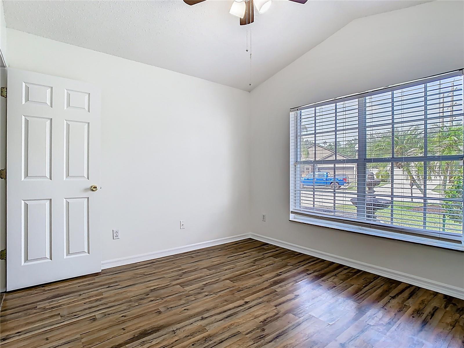 1851 HAMMOCK MOSS DR