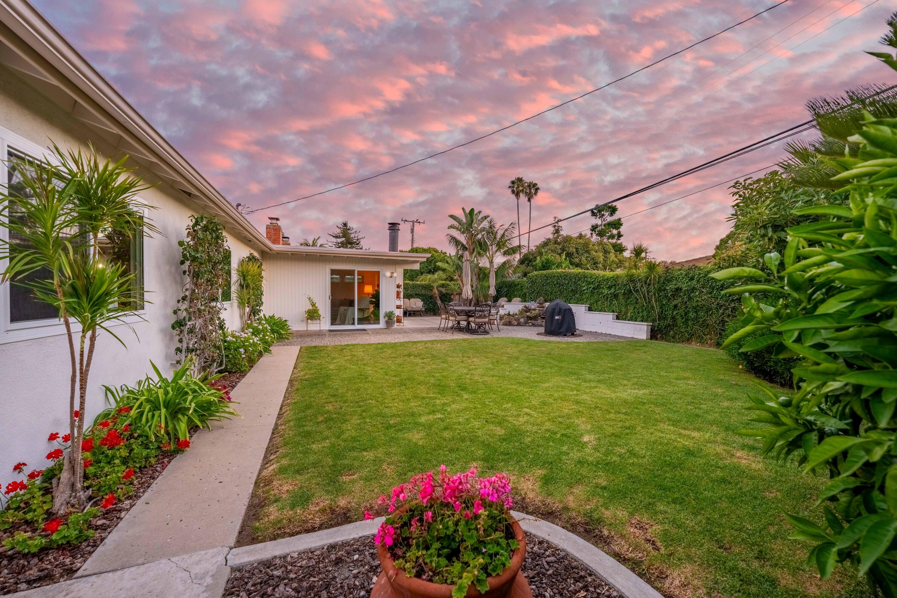 115 San Federico Avenue