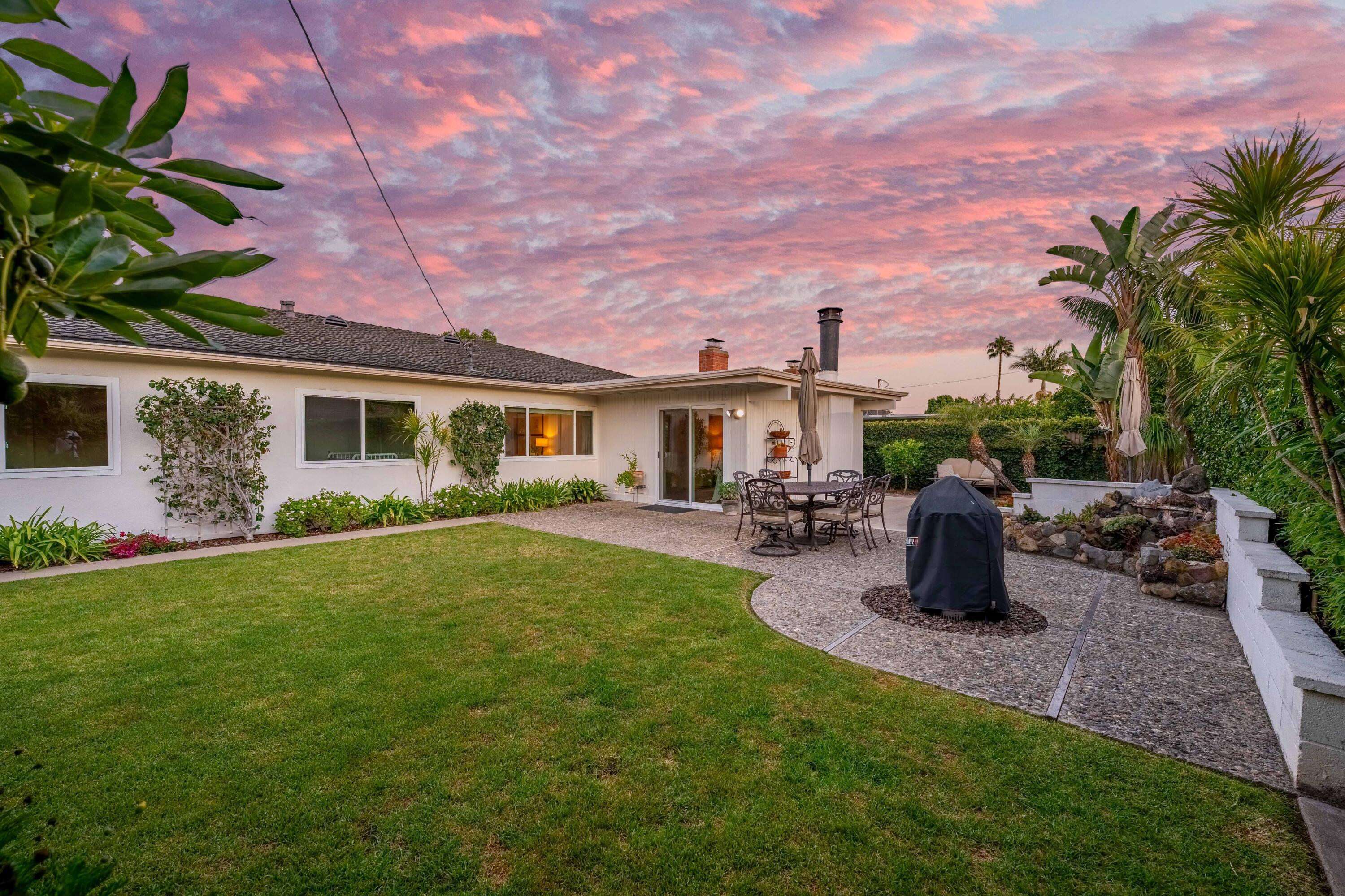 115 San Federico Avenue