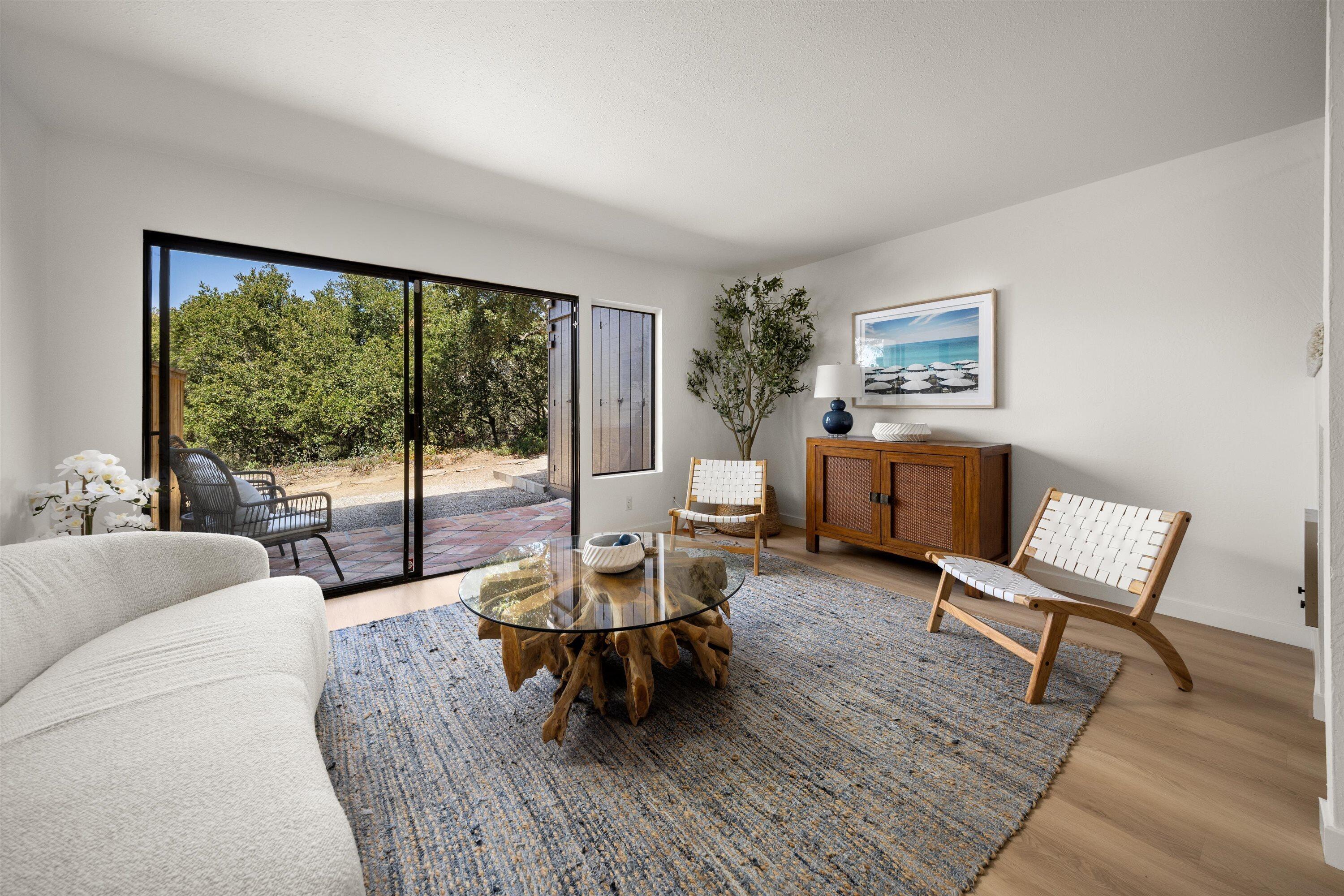 986 Miramonte Drive 6