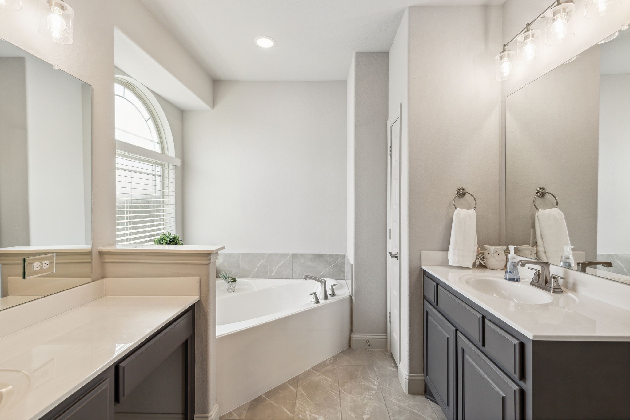 205 Hardwood Trail