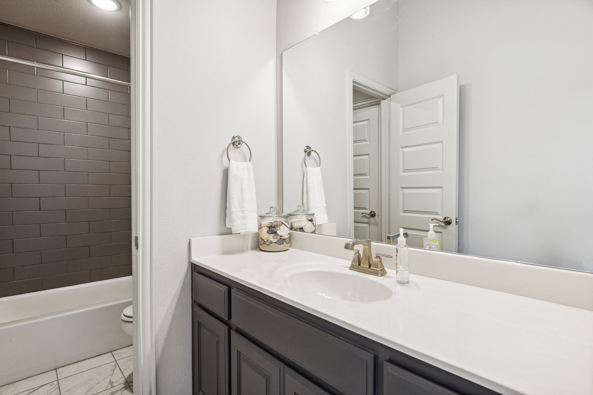 205 Hardwood Trail