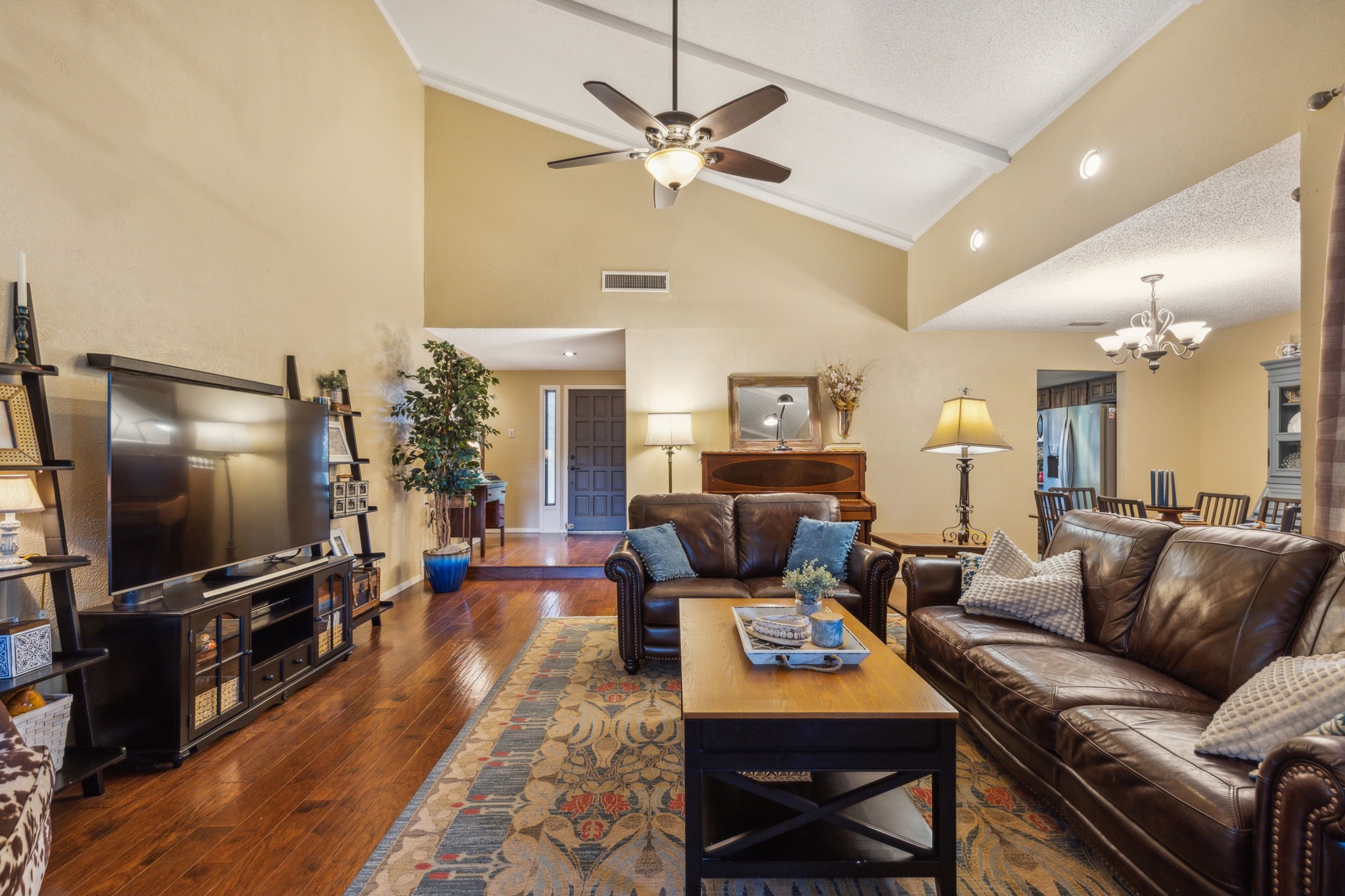 1613 Aurora Drive