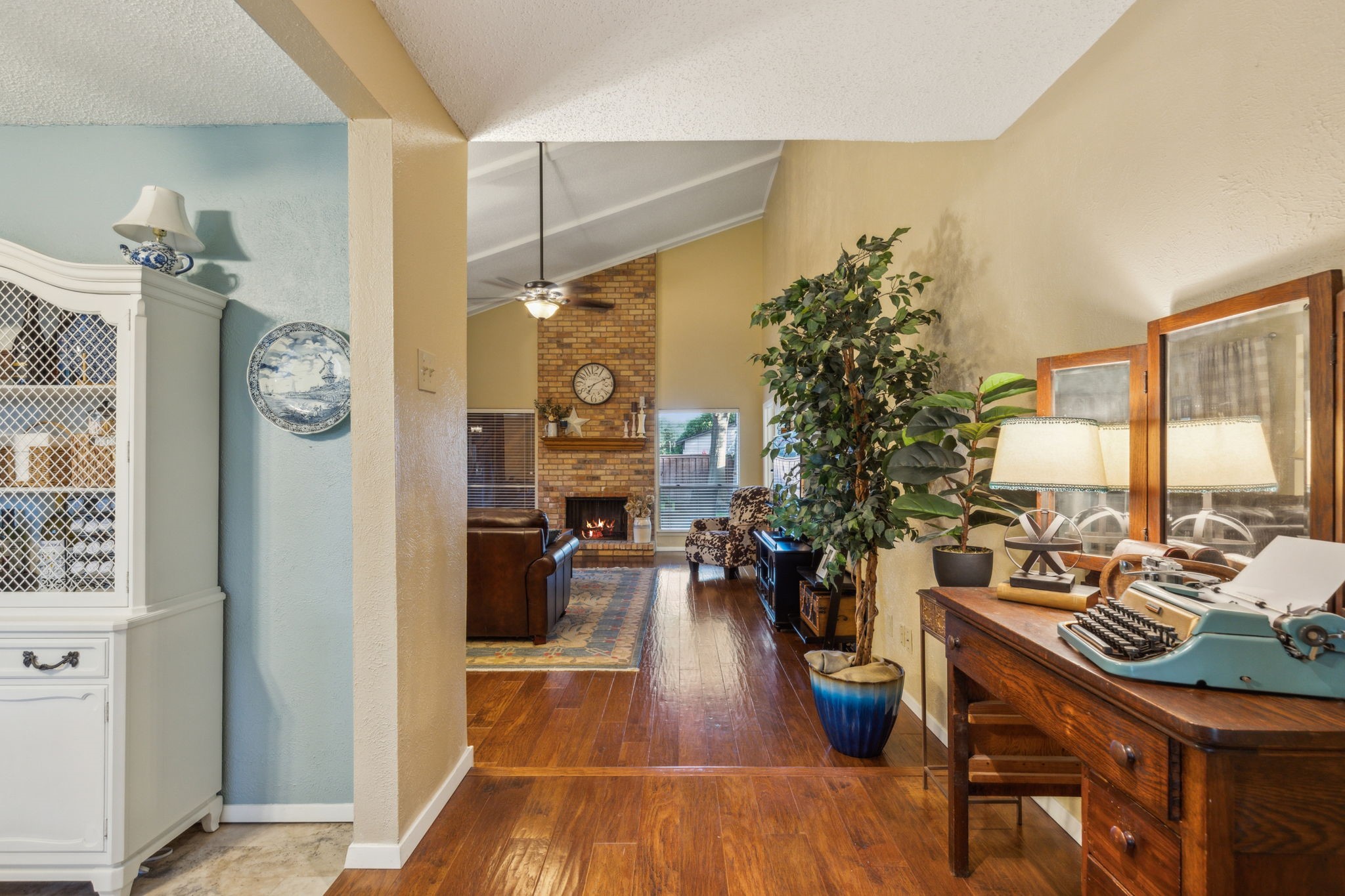 1613 Aurora Drive
