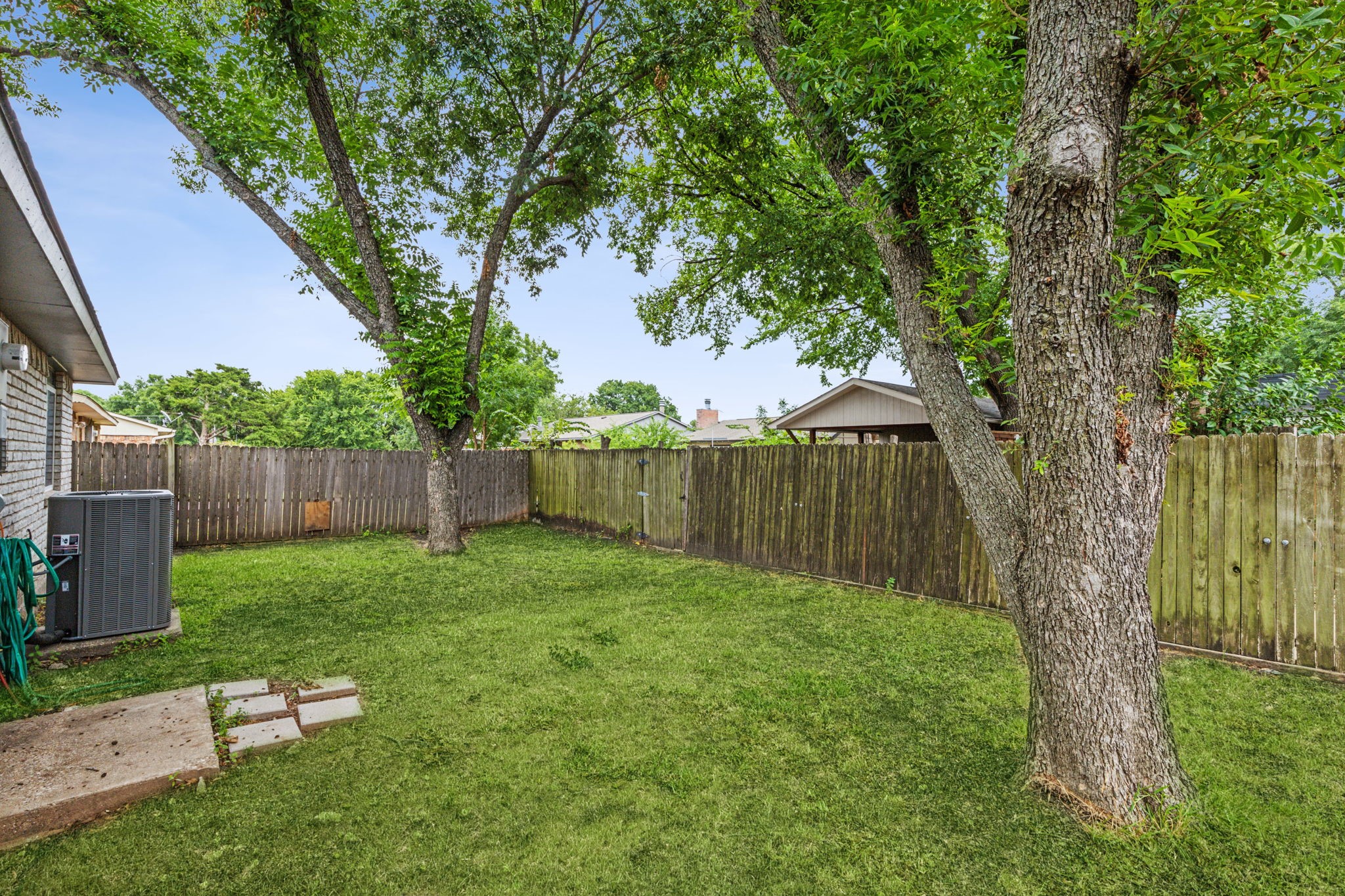 912 Sunny Slope Drive