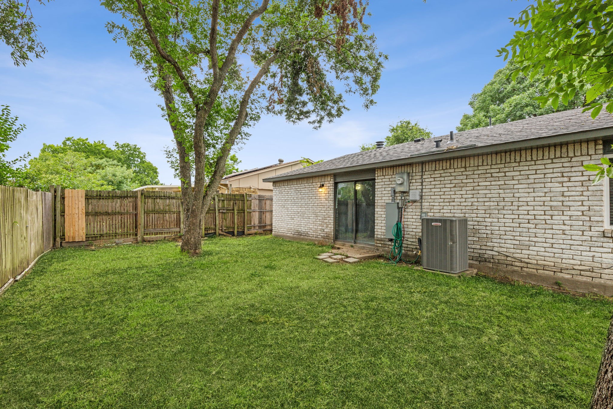 912 Sunny Slope Drive