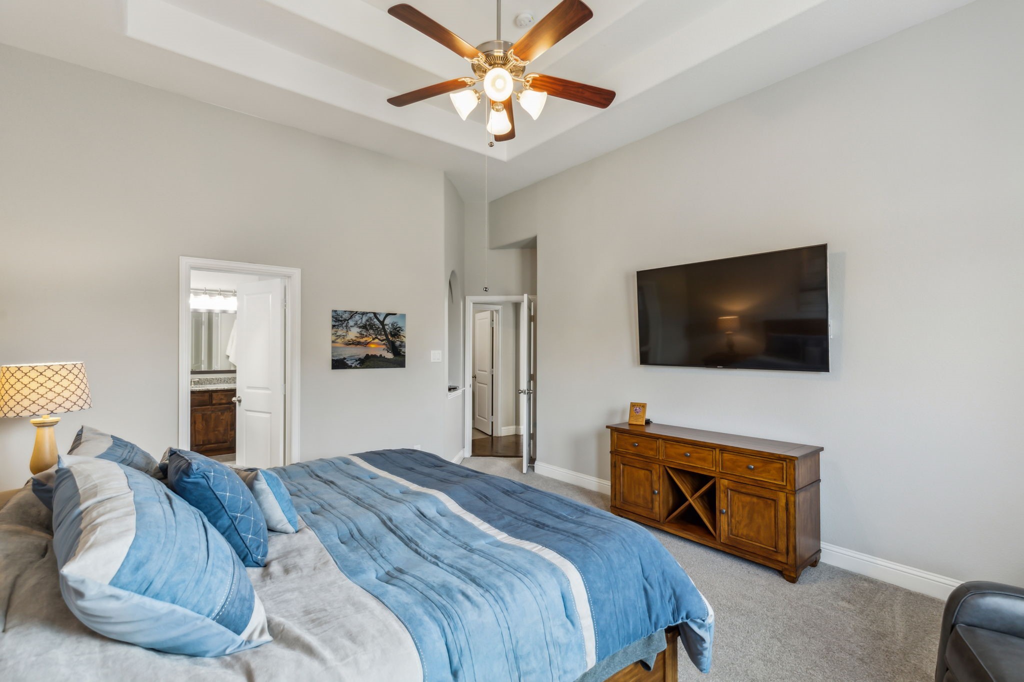 2537 Lakebend Drive
