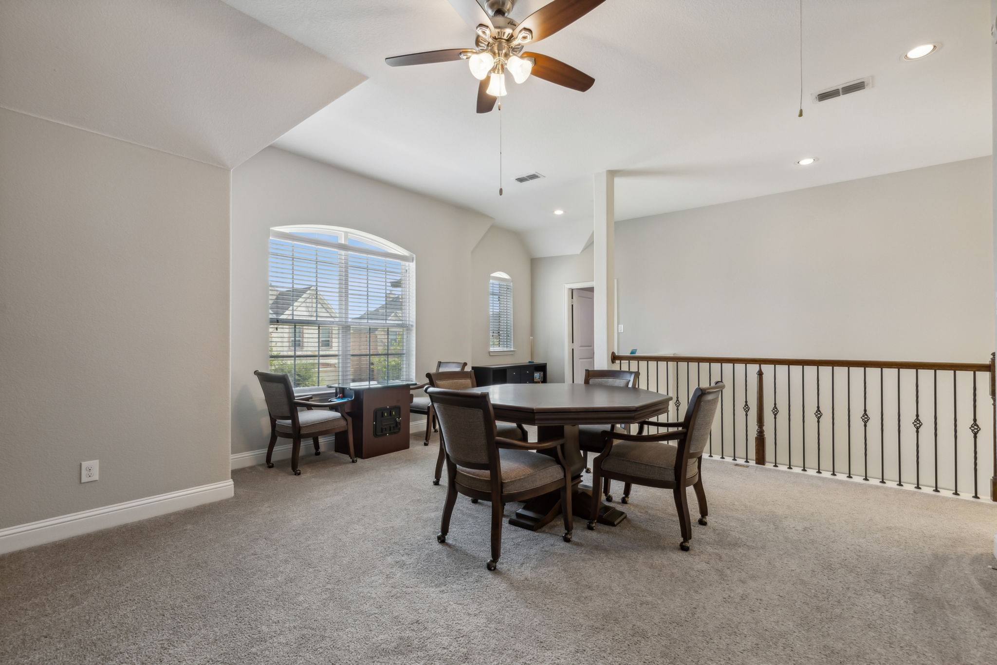 2537 Lakebend Drive