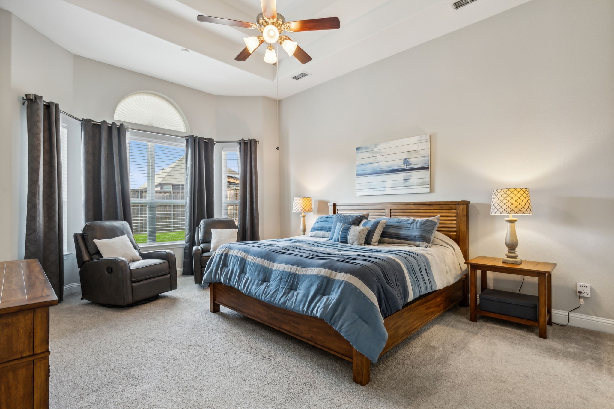 2537 Lakebend Drive