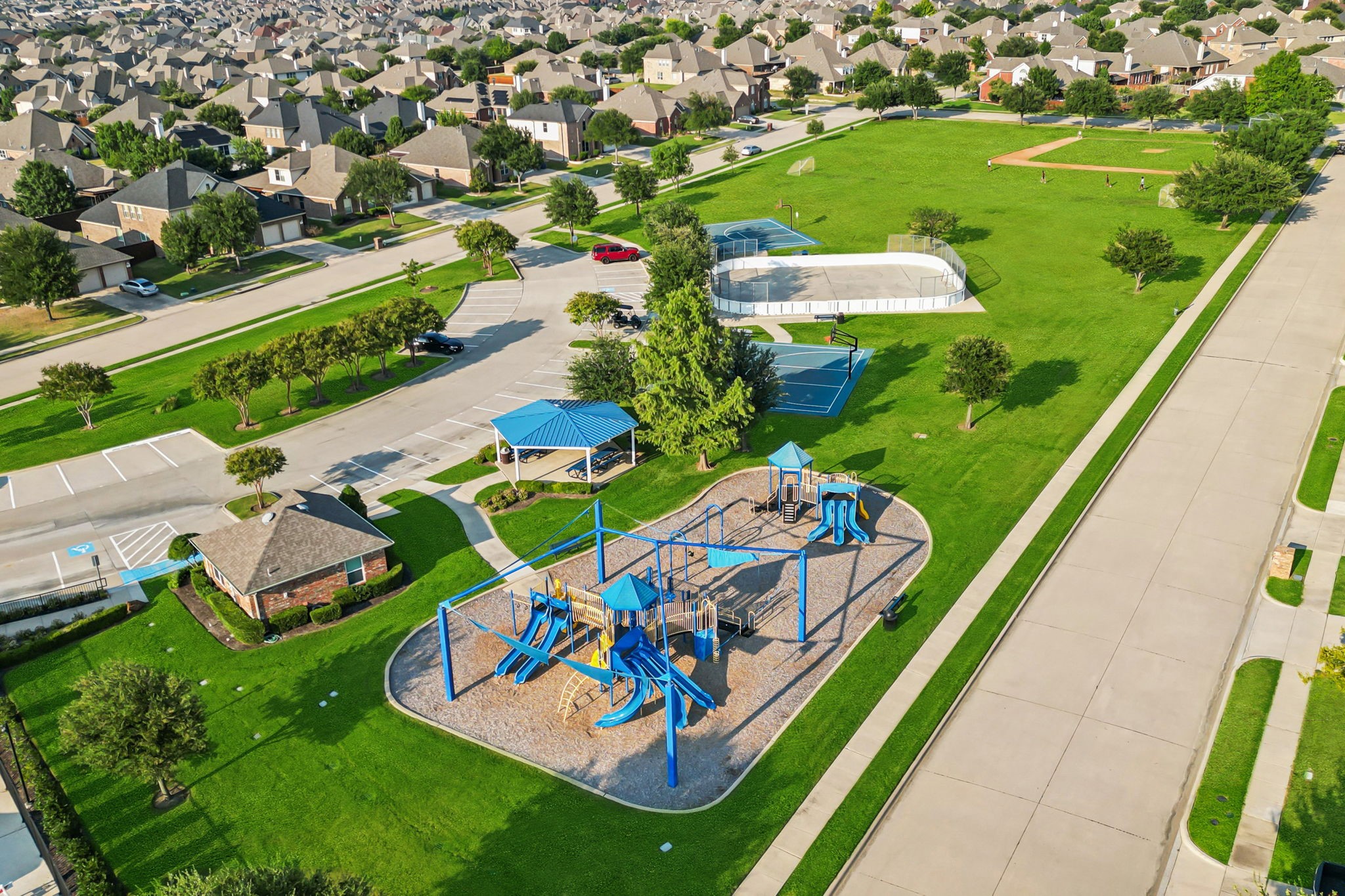 2537 Lakebend Drive