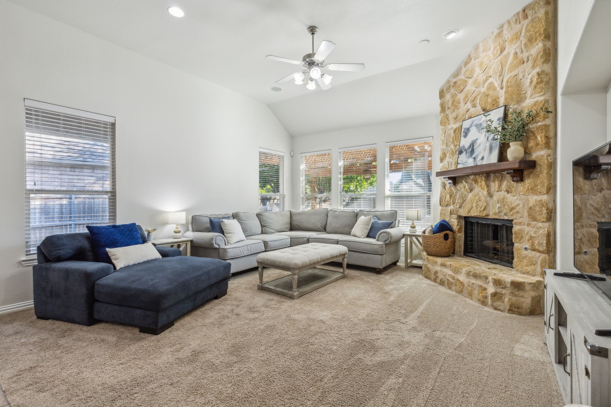 2644 Greyhawk Drive