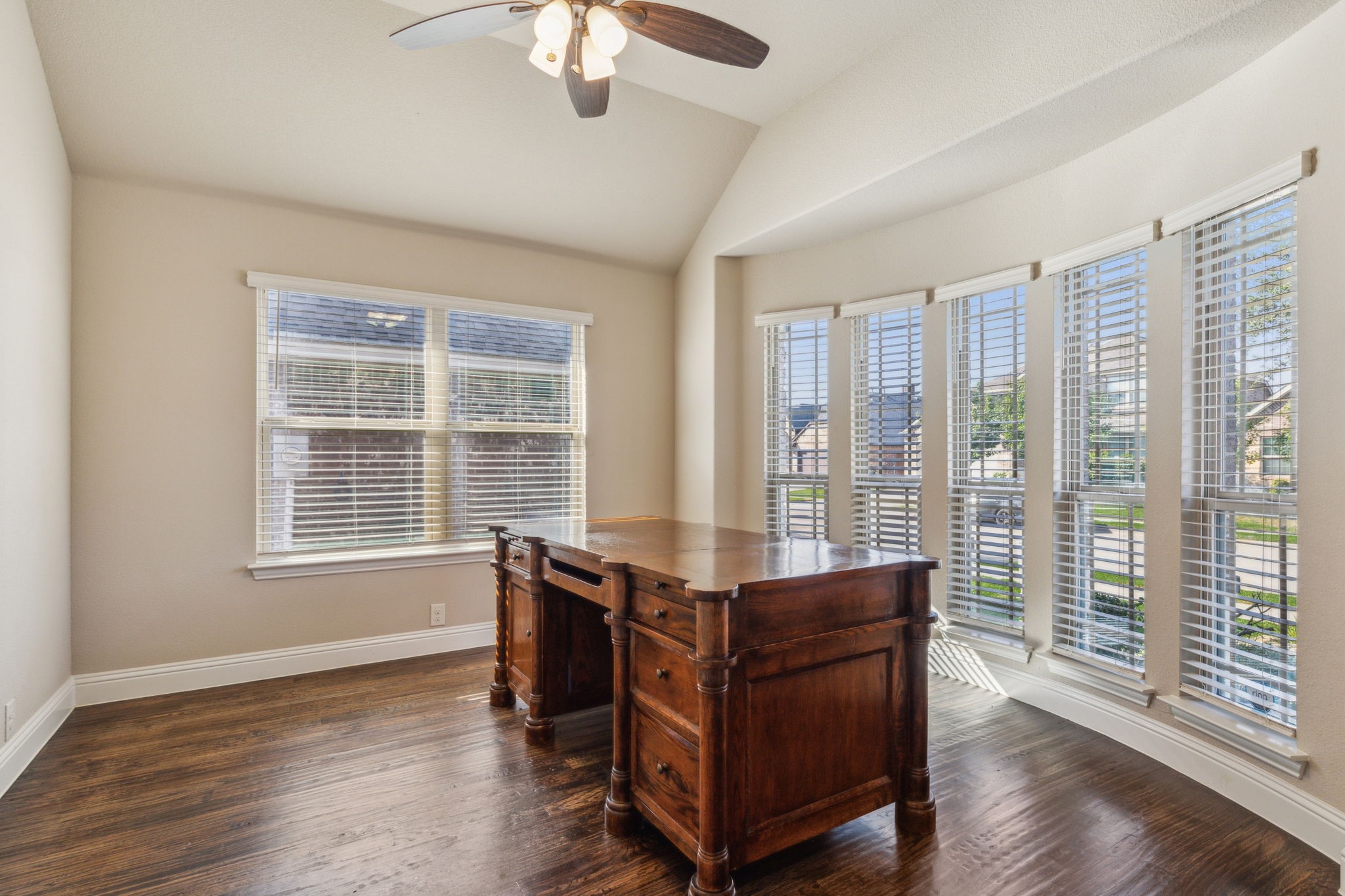 1636 Yellowthroat Drive