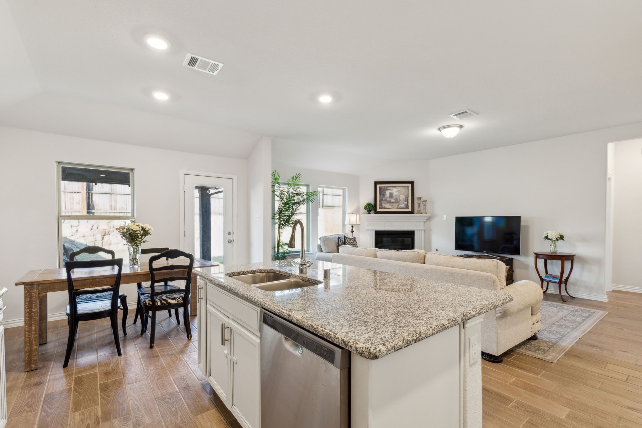 1220 Johnson Drive