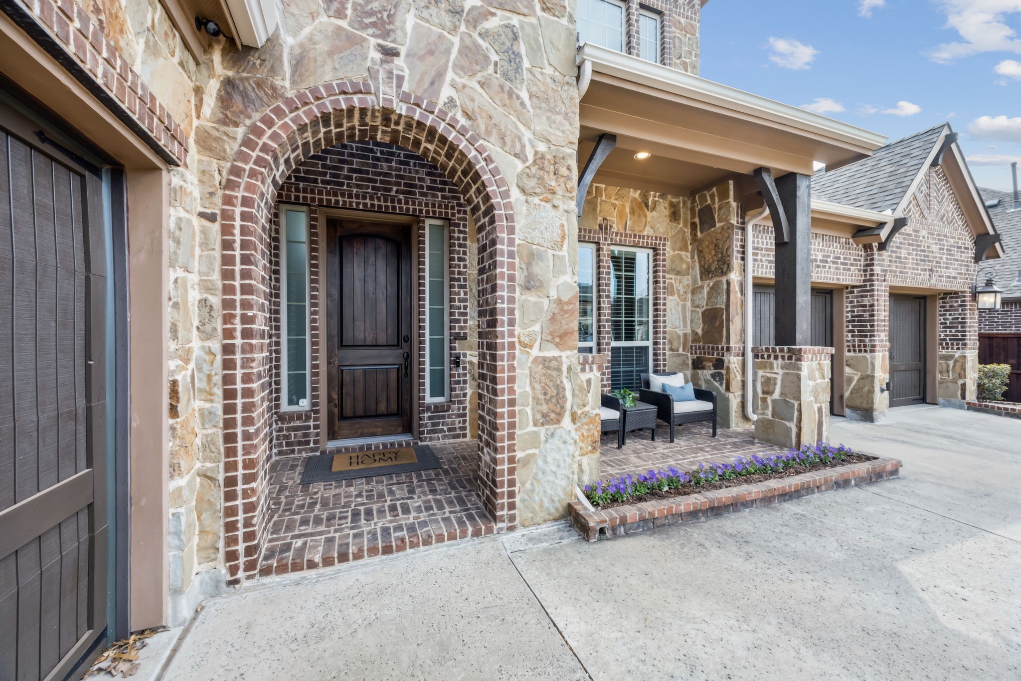 4989 Texoma Drive