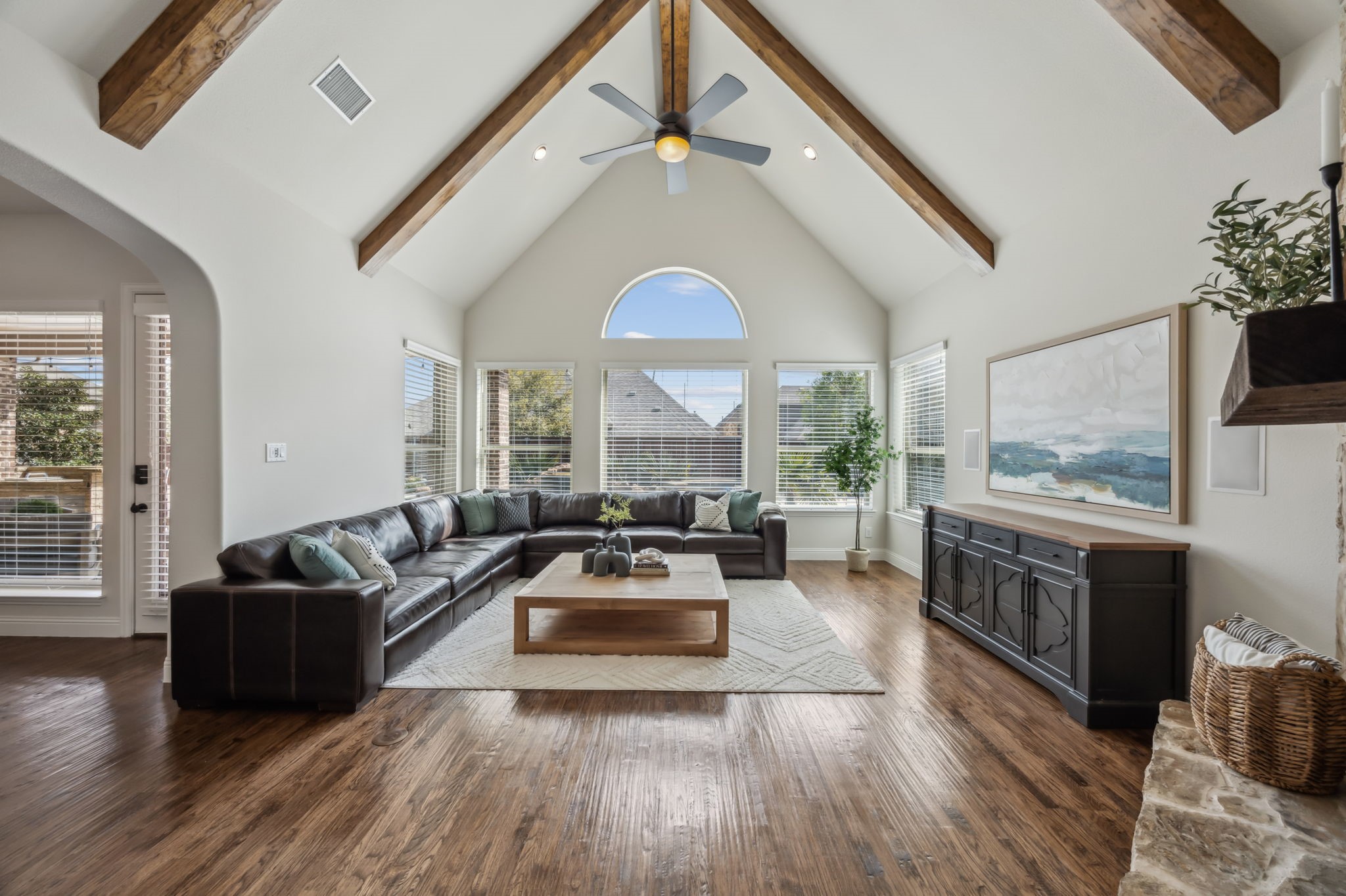 4989 Texoma Drive