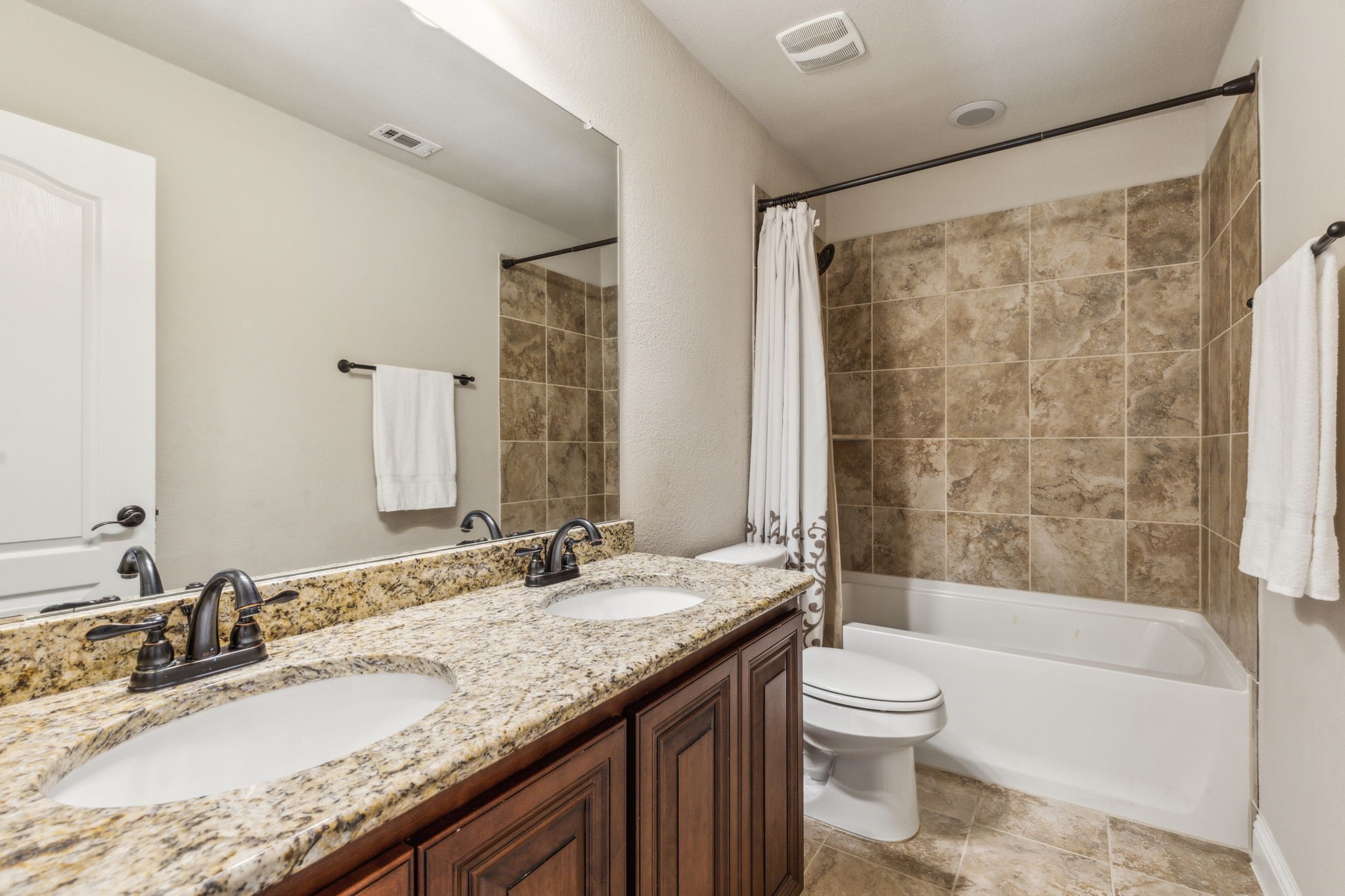 4407 Cherry Cove